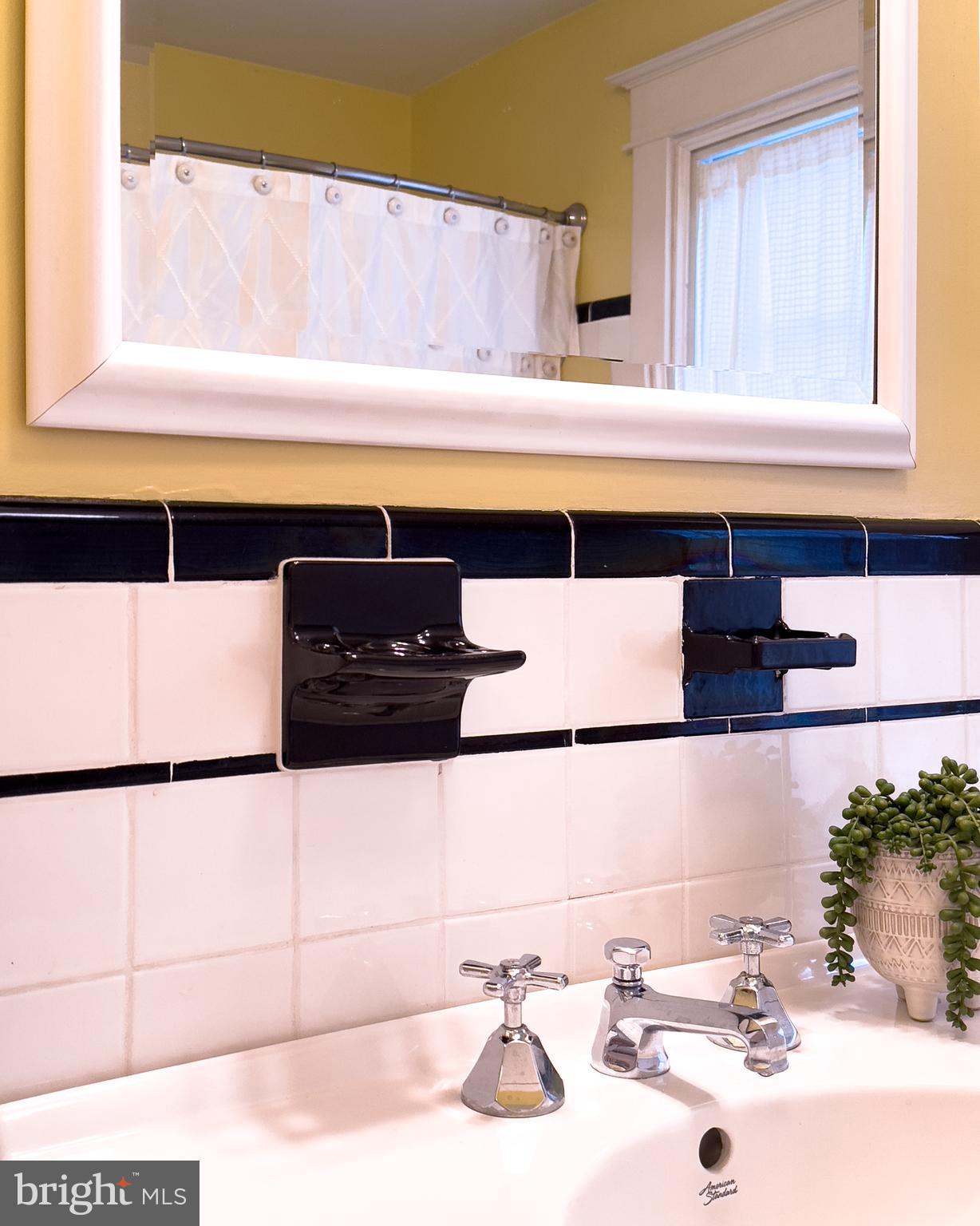 MURRAY HILL - Residential