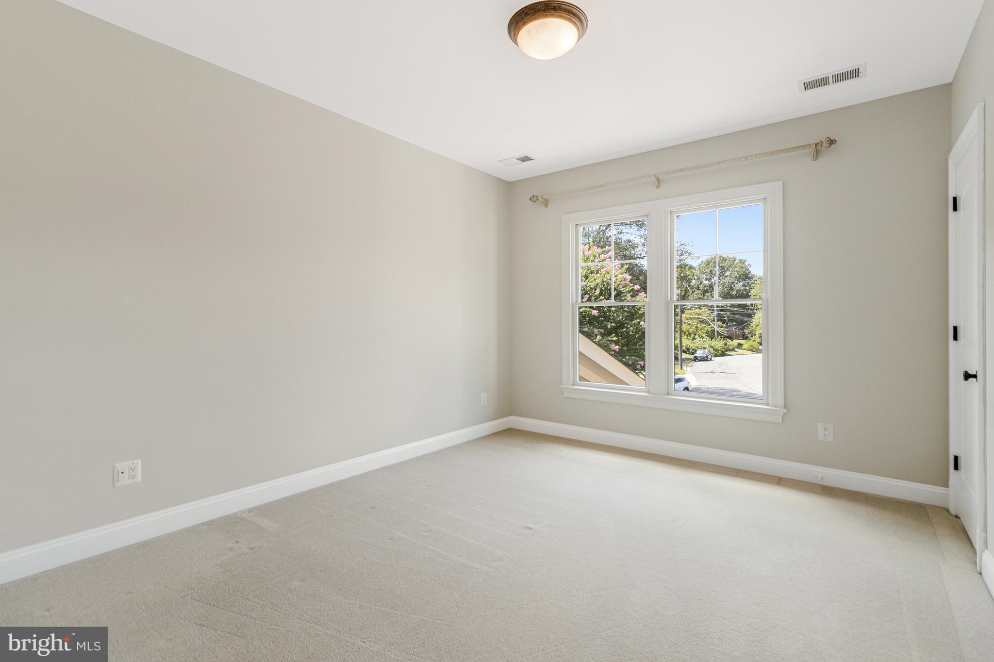 WRENNWOOD - Residential