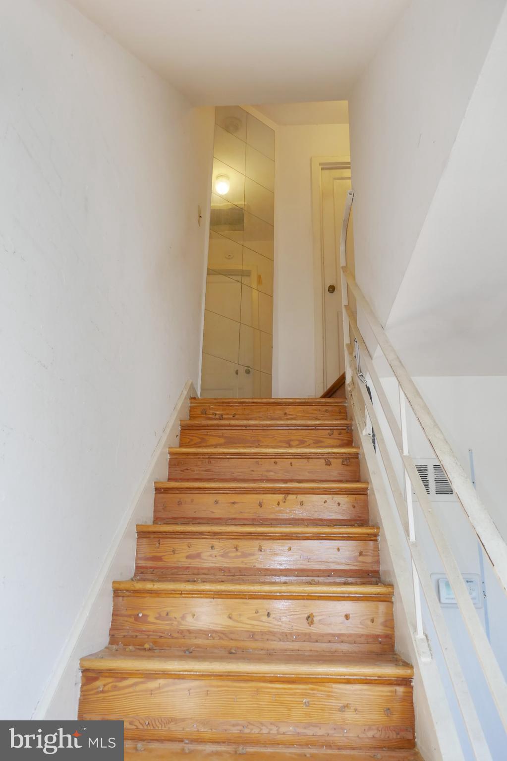 IVERSON SQUARE CONDOMINIUM - Residential