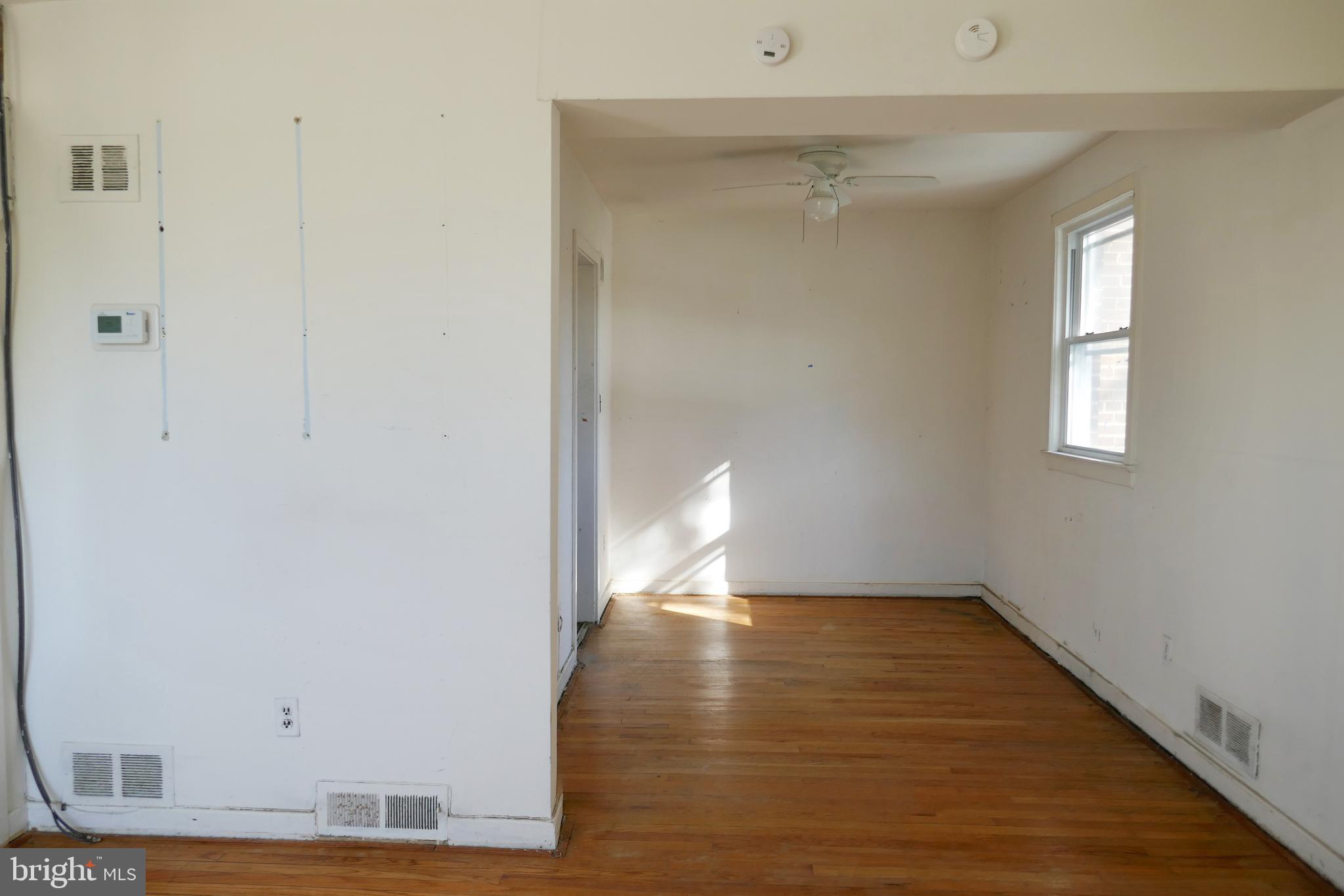 IVERSON SQUARE CONDOMINIUM - Residential