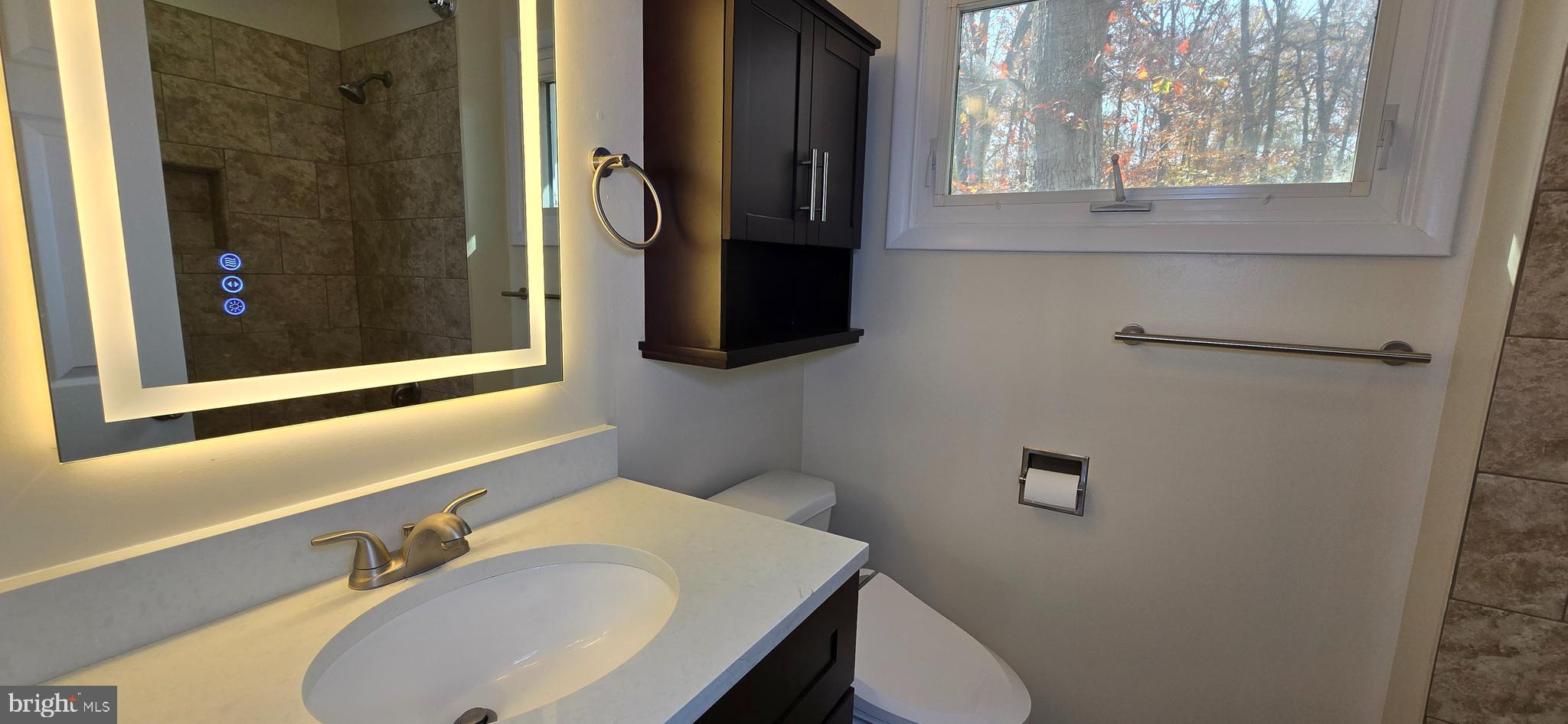 APPLE GROVE - Residential Lease