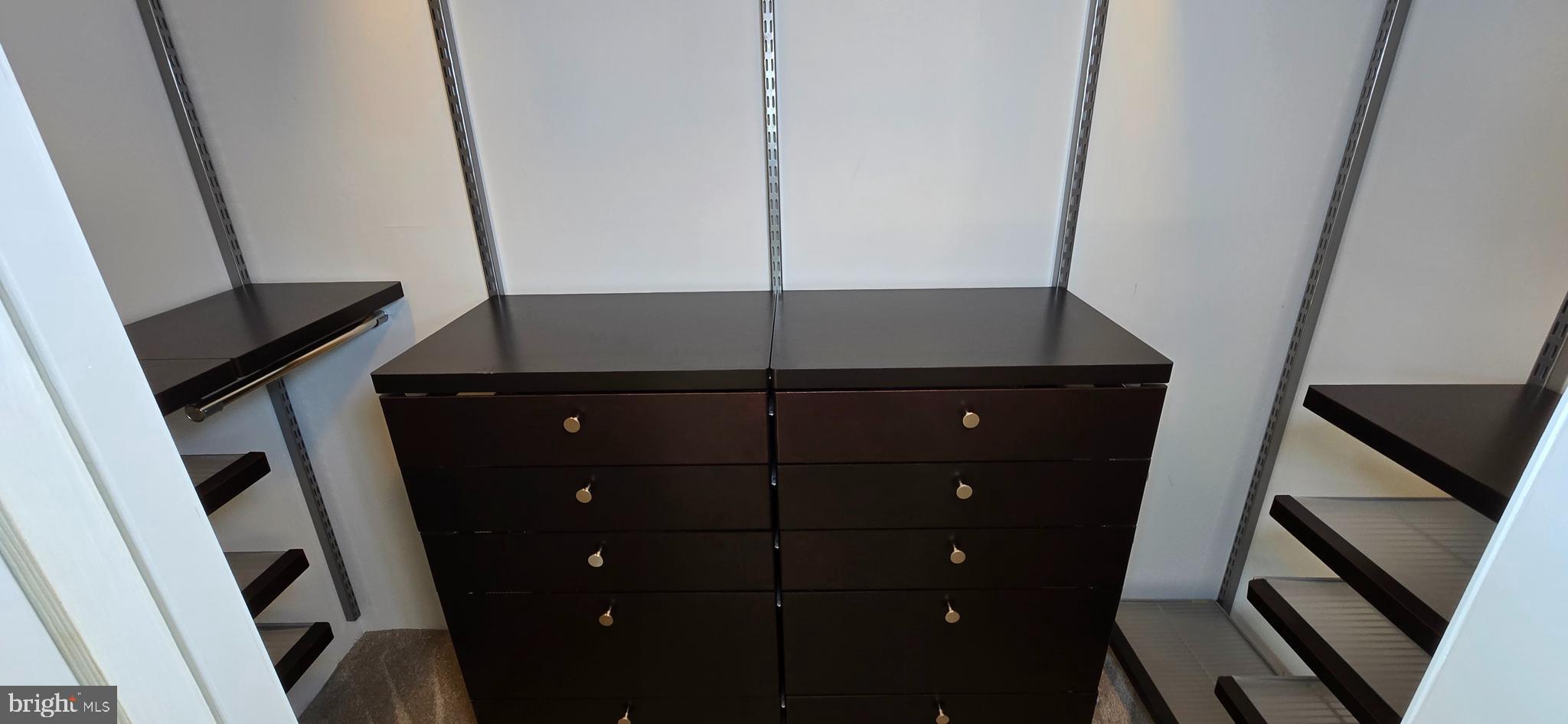 APPLE GROVE - Residential Lease