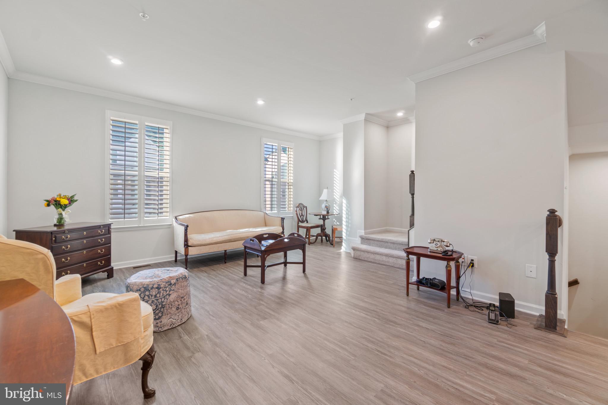 EDGEMERE/SPARROWS POINT - Residential