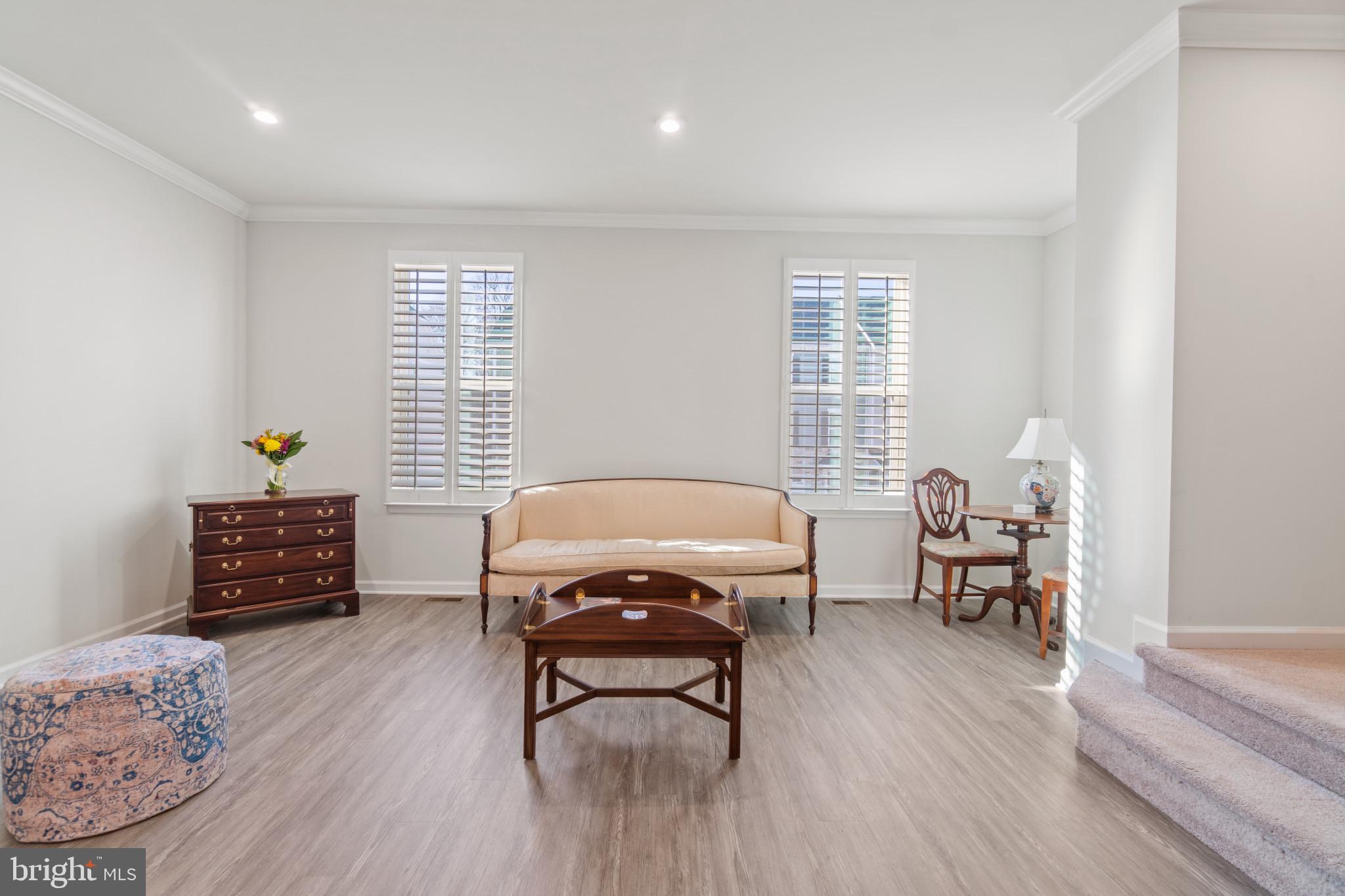 EDGEMERE/SPARROWS POINT - Residential