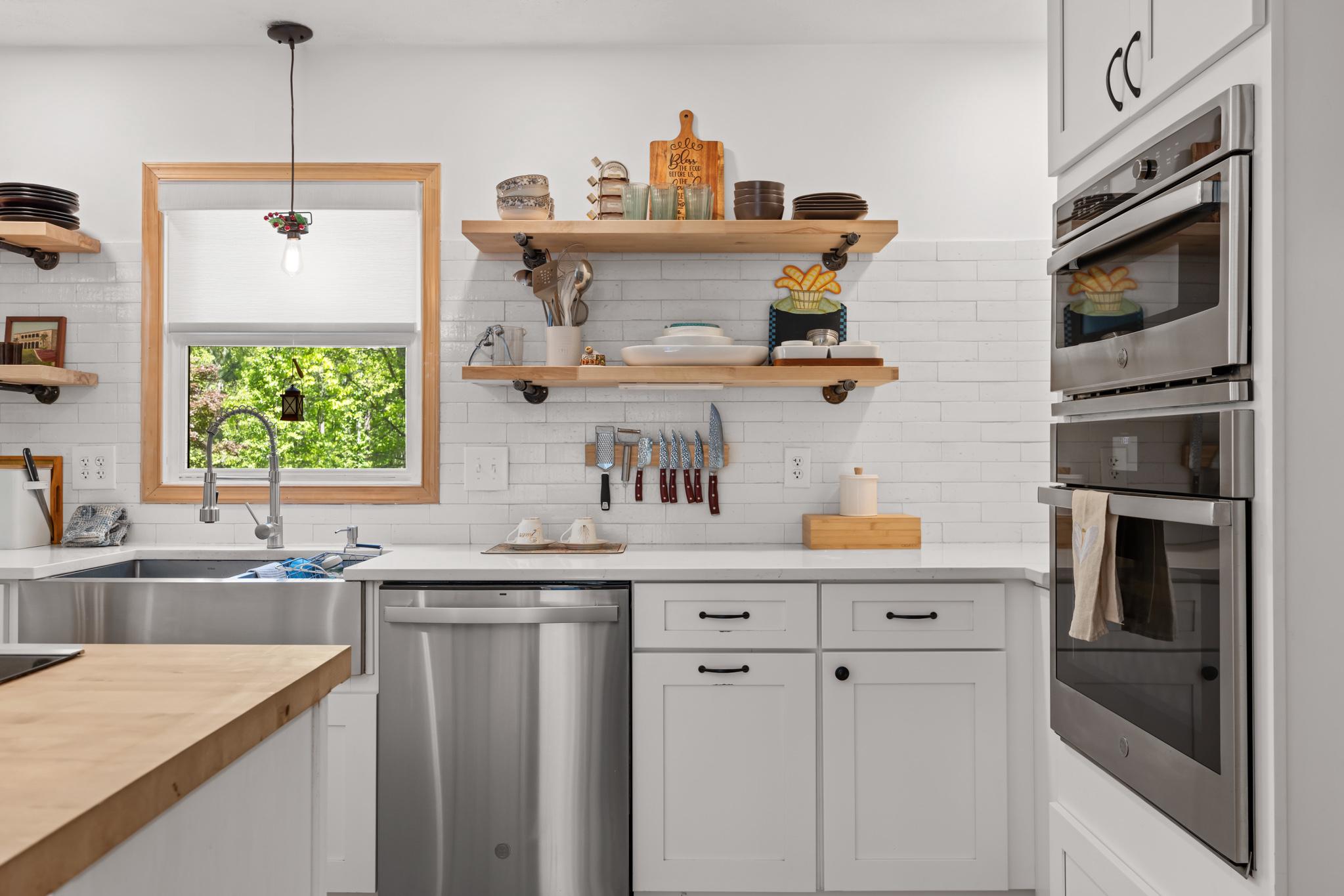 ROCKLAND CREEK ESTATES - Residential