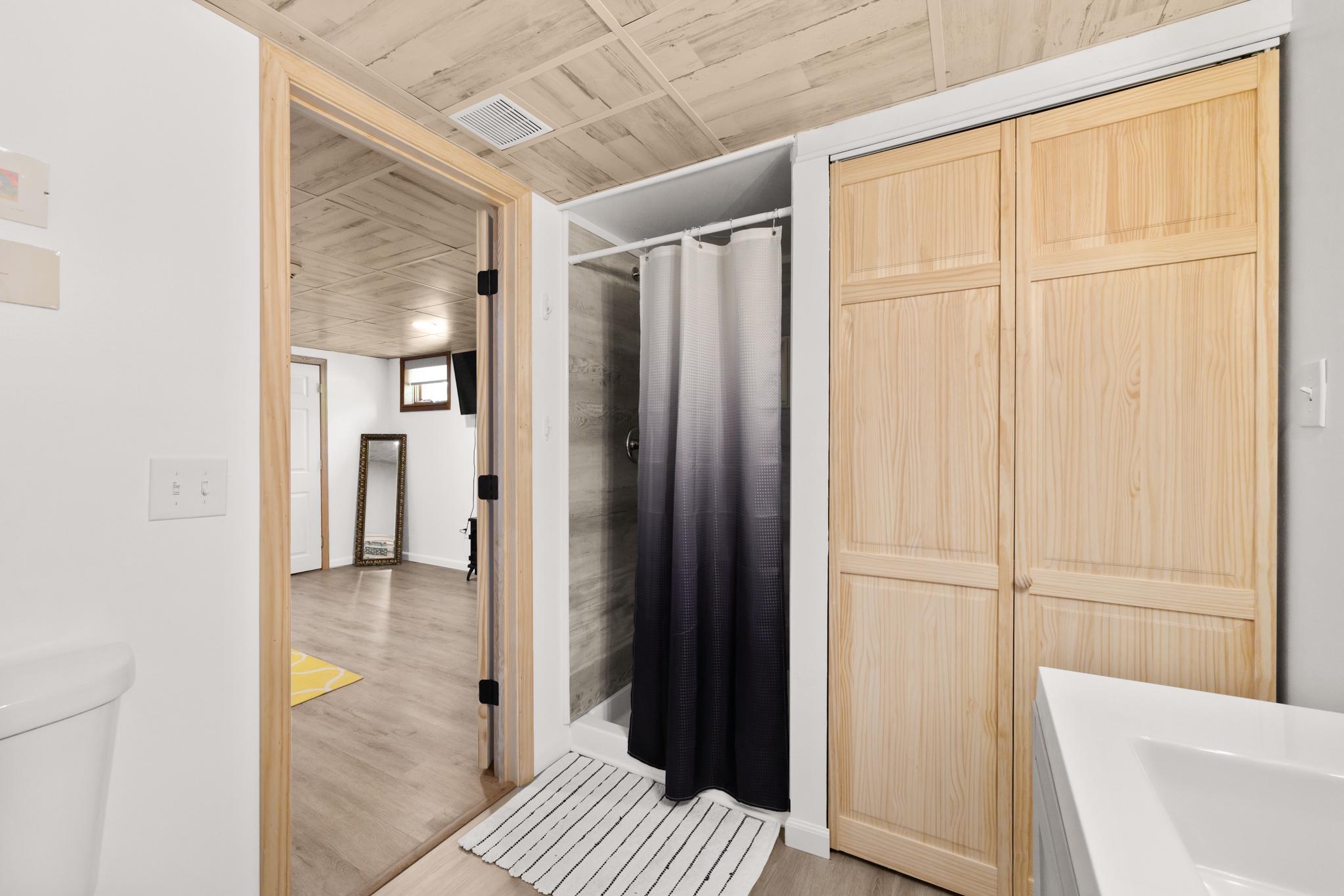 ROCKLAND CREEK ESTATES - Residential