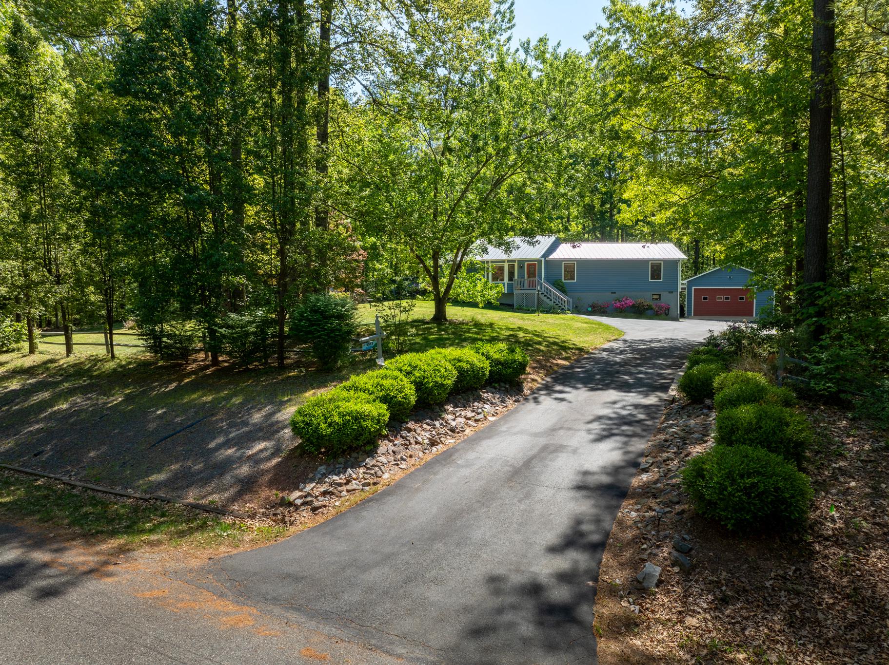 ROCKLAND CREEK ESTATES - Residential