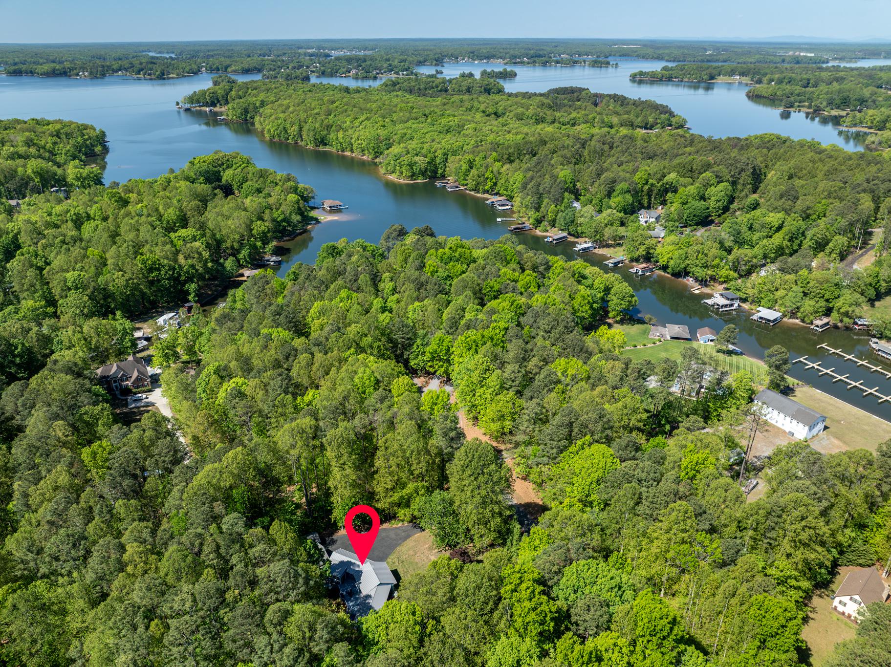 ROCKLAND CREEK ESTATES - Residential