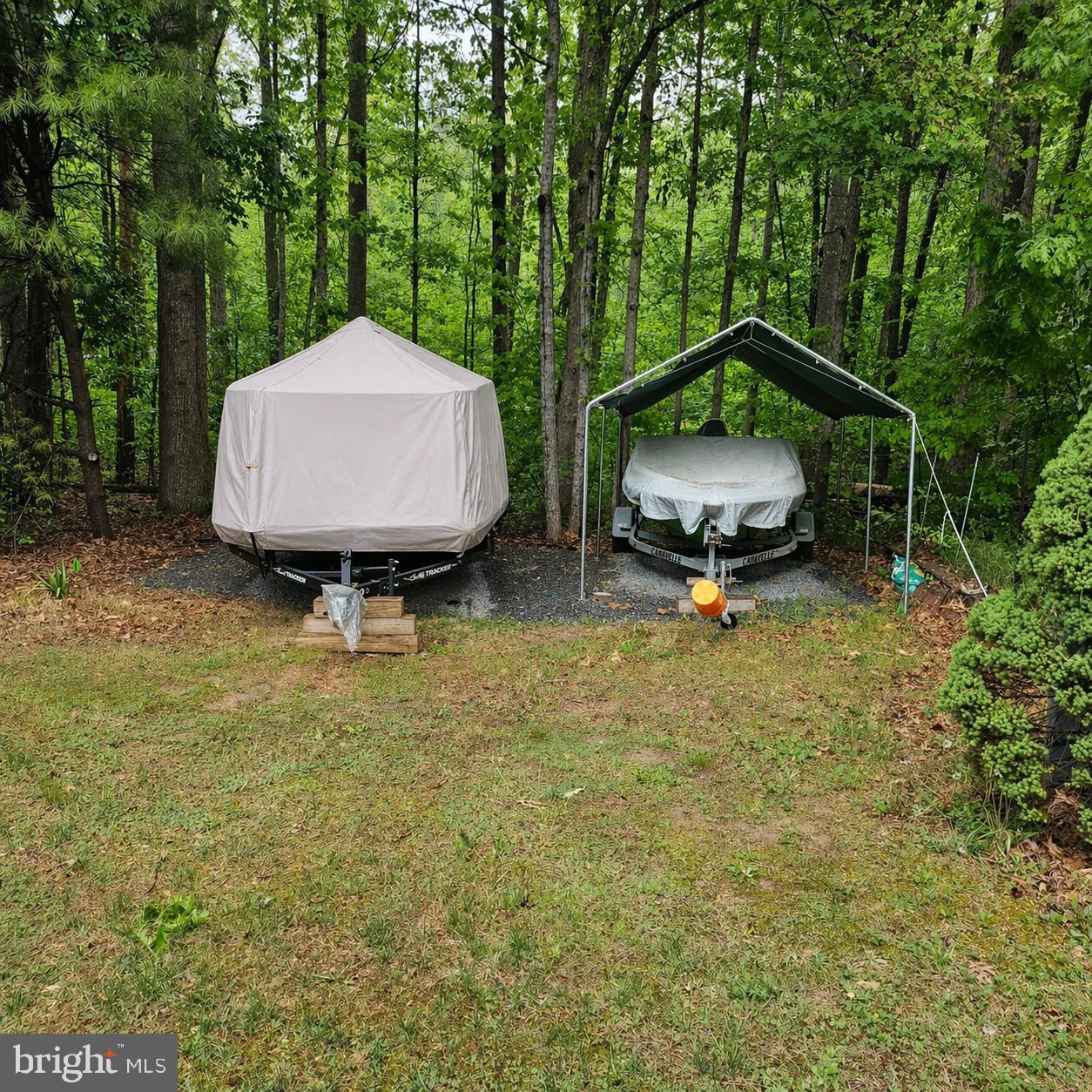 ROCKLAND CREEK ESTATES - Residential