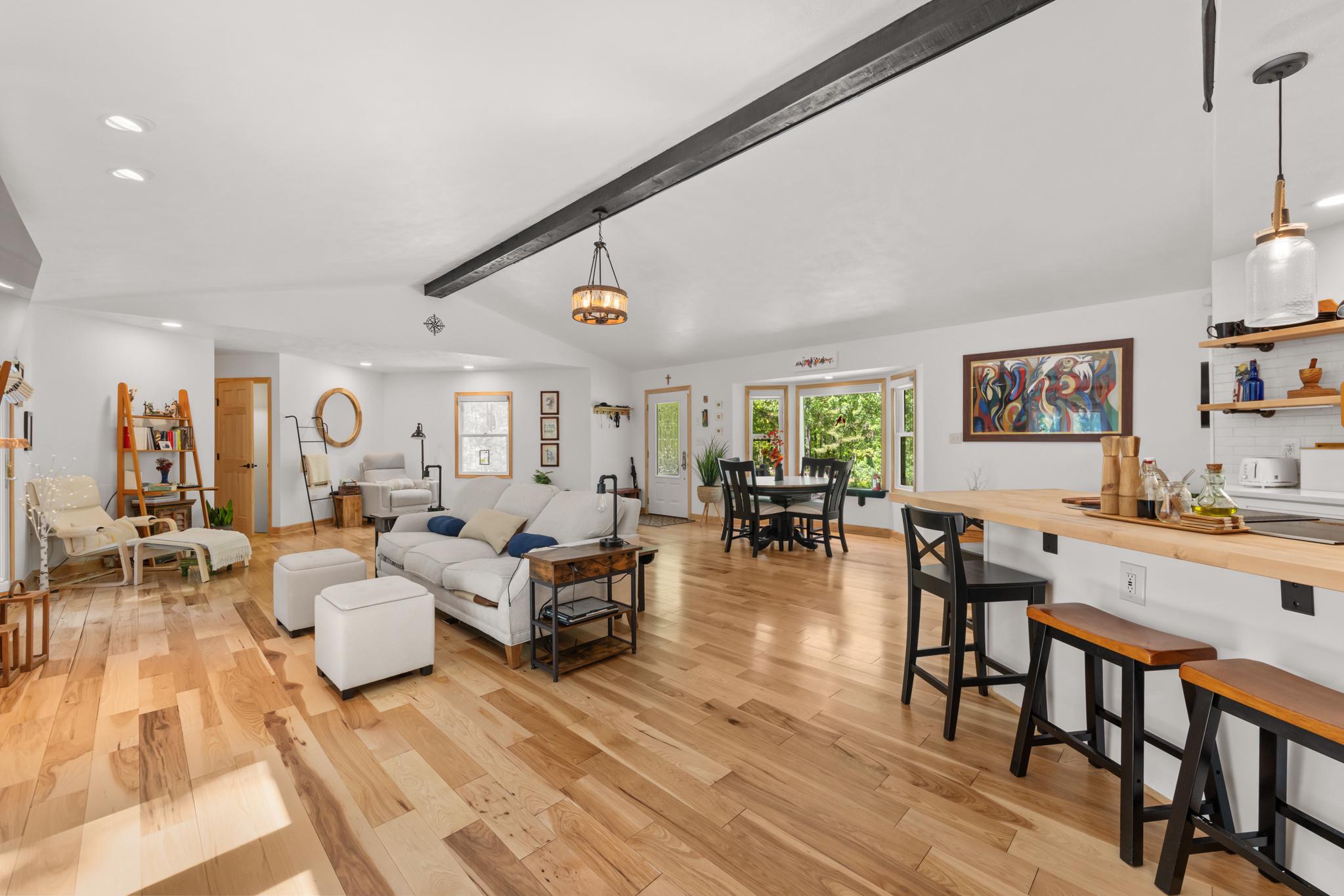 ROCKLAND CREEK ESTATES - Residential