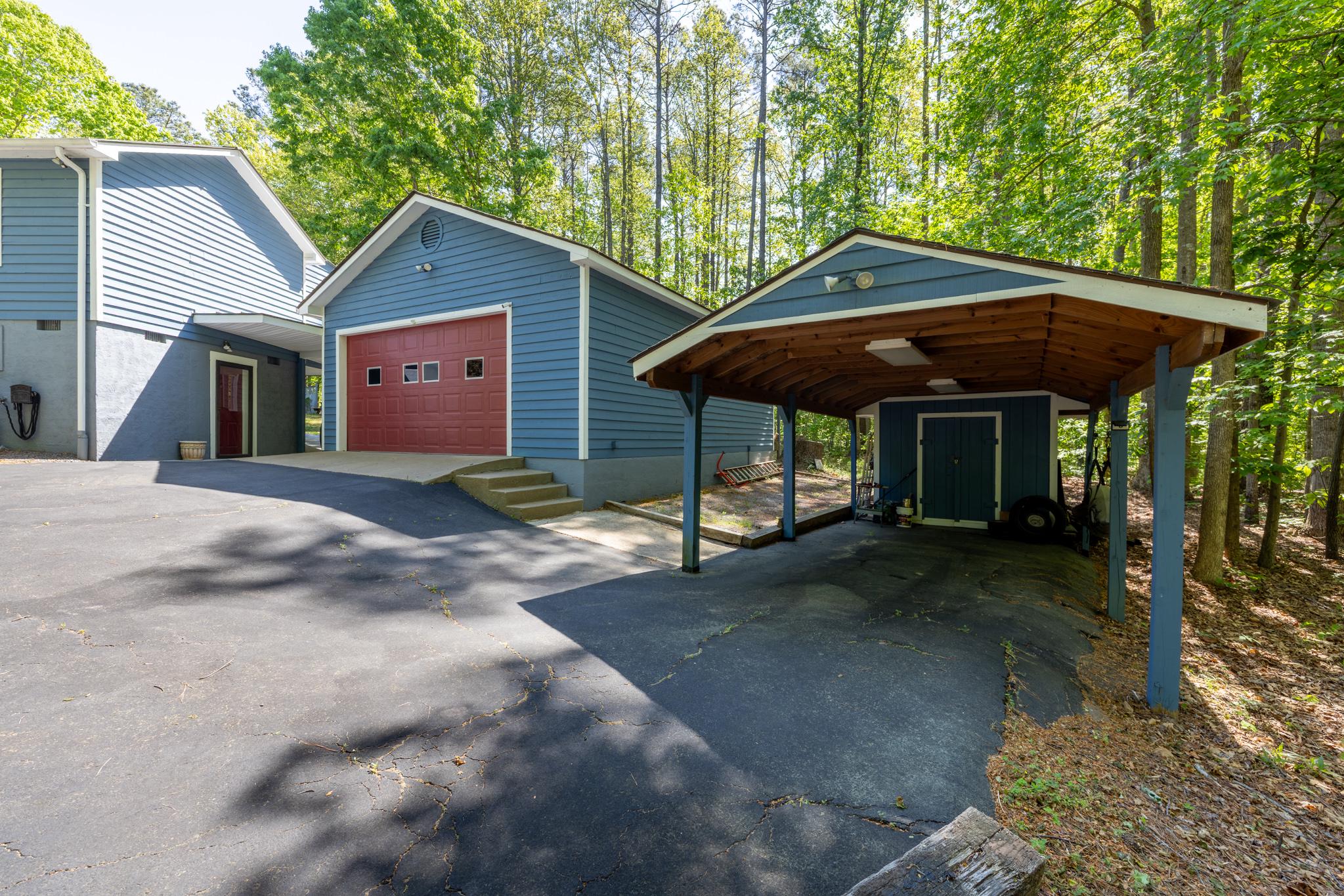 ROCKLAND CREEK ESTATES - Residential