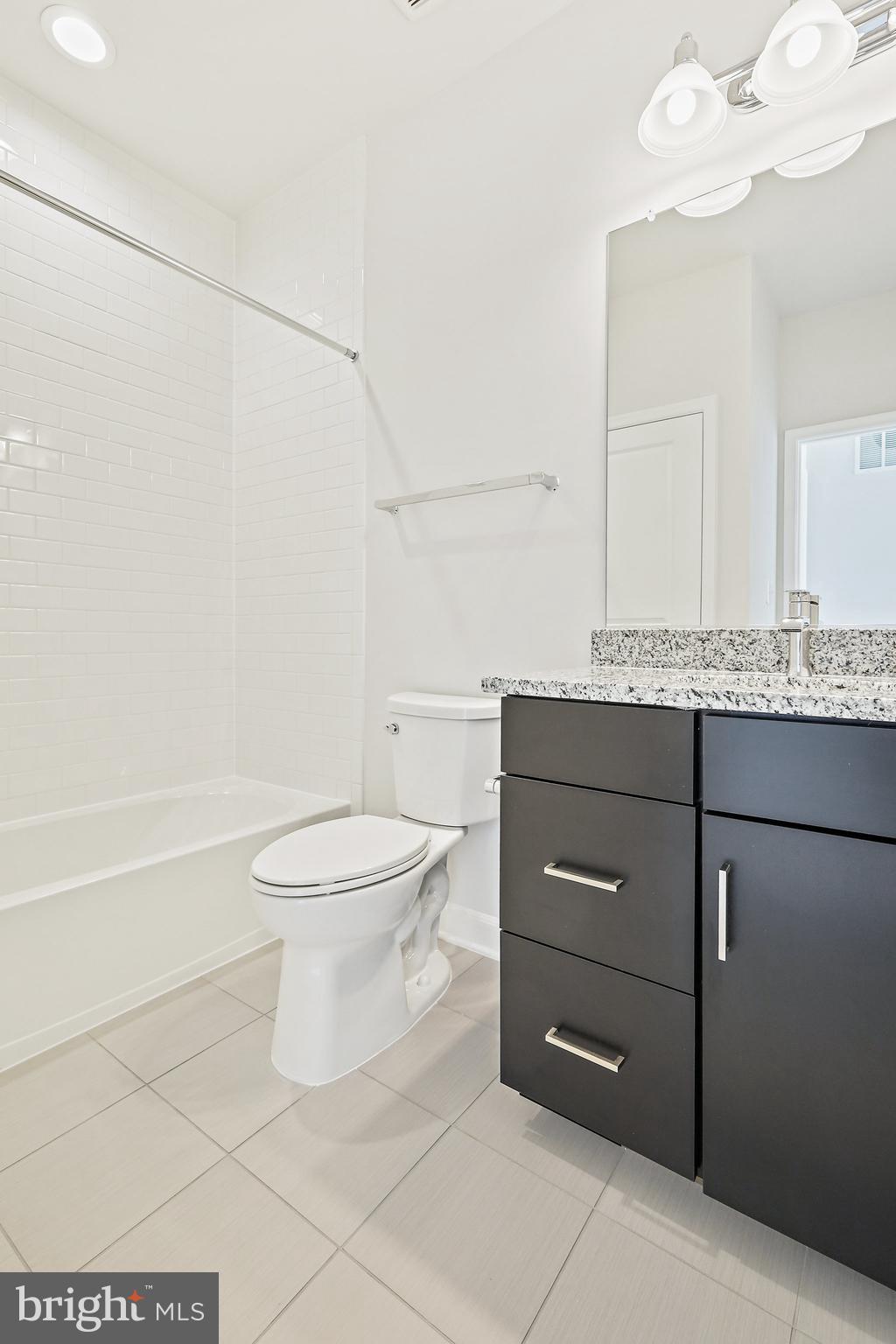 POTOMAC OVERLOOK AT NATIONAL HARBOR - Residential