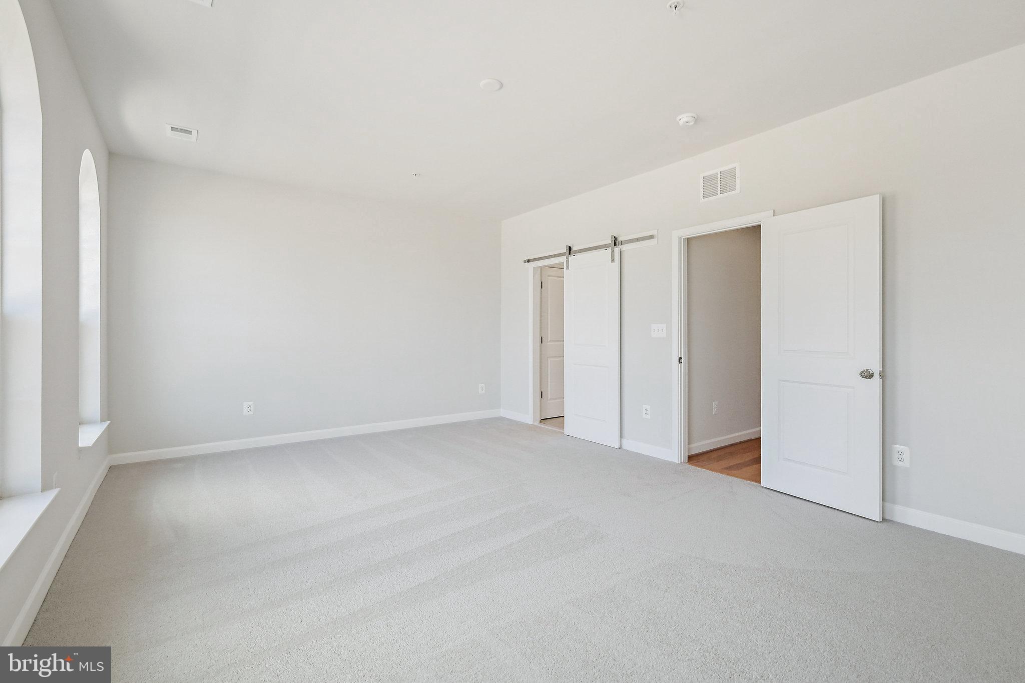 POTOMAC OVERLOOK AT NATIONAL HARBOR - Residential