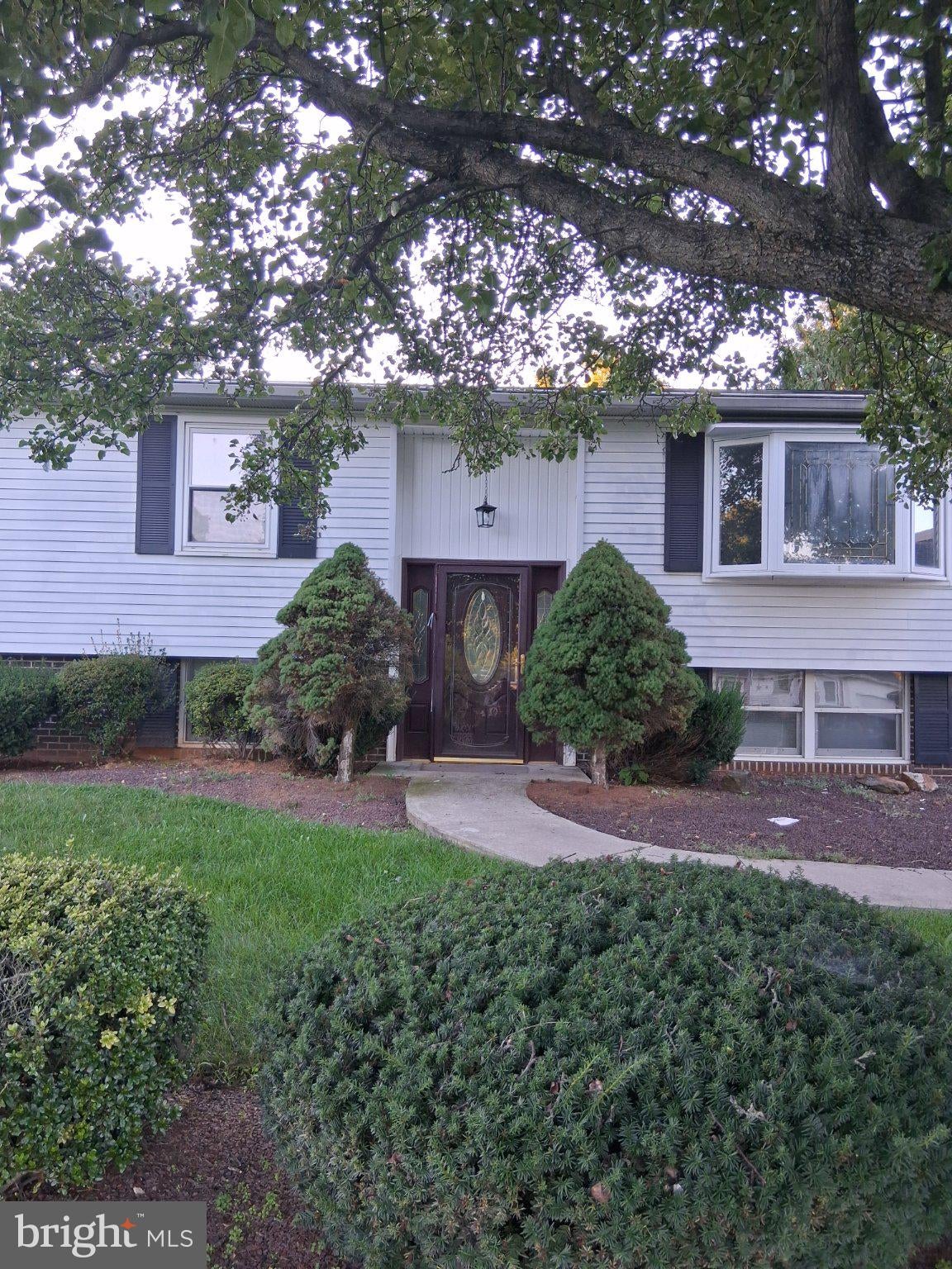 168 BUTTERNUT COURT
