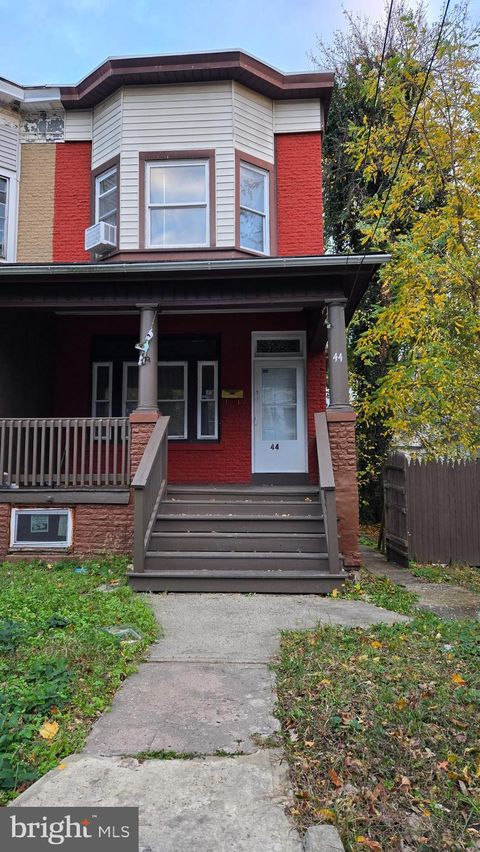 Townhouse For Sale - 44 General Greene Ave<br/> Mercer County, TRENTON, NJ 08618