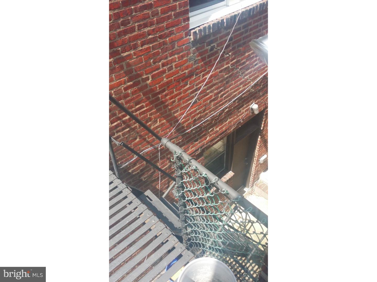 LANSDOWNE - Residential Lease