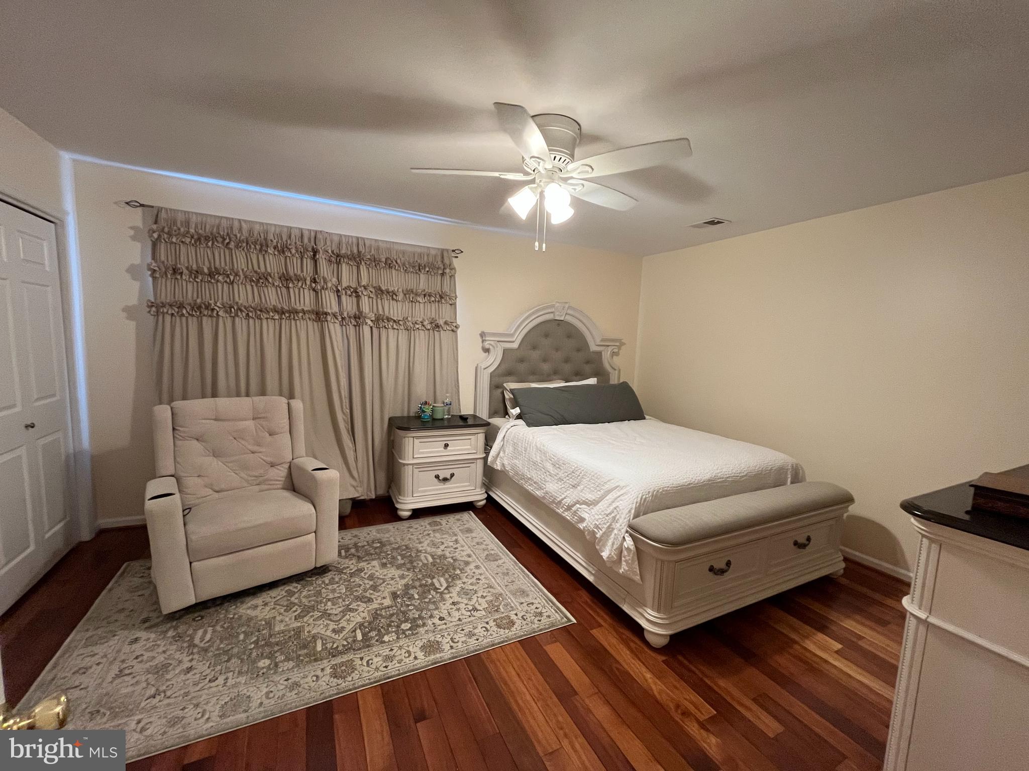 WAVERLY WEST - Residential Lease