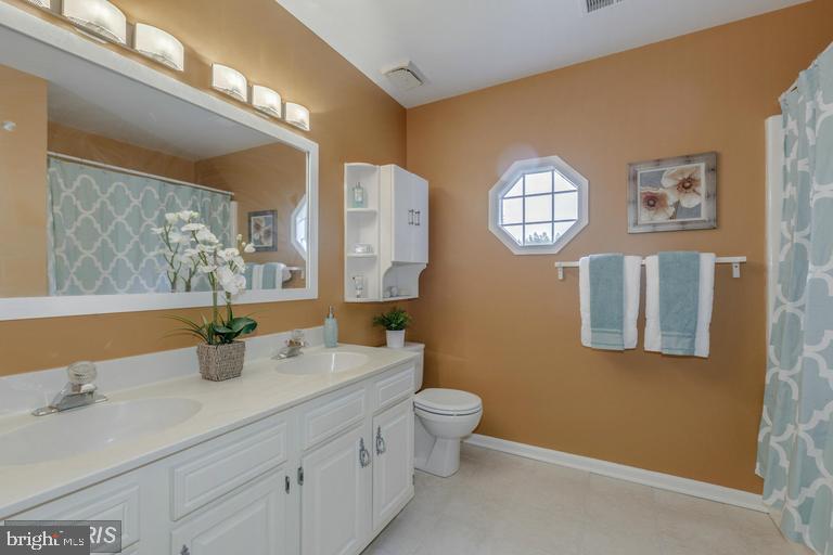 WAVERLY WEST - Residential Lease