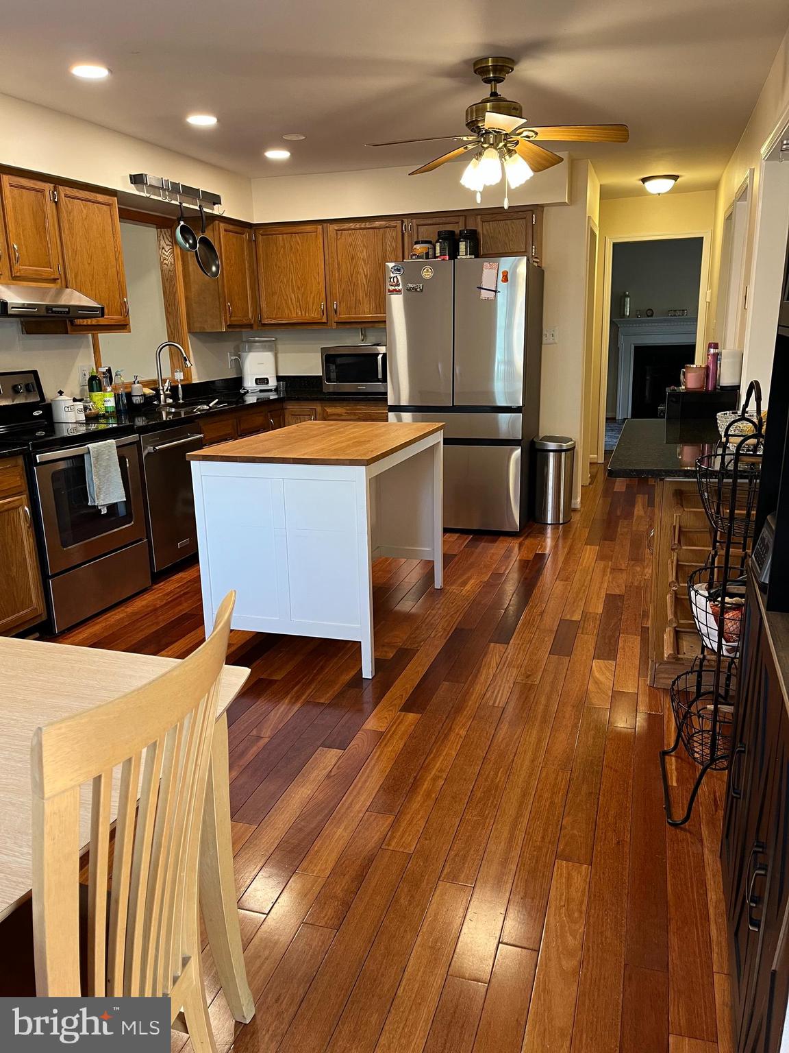 WAVERLY WEST - Residential Lease