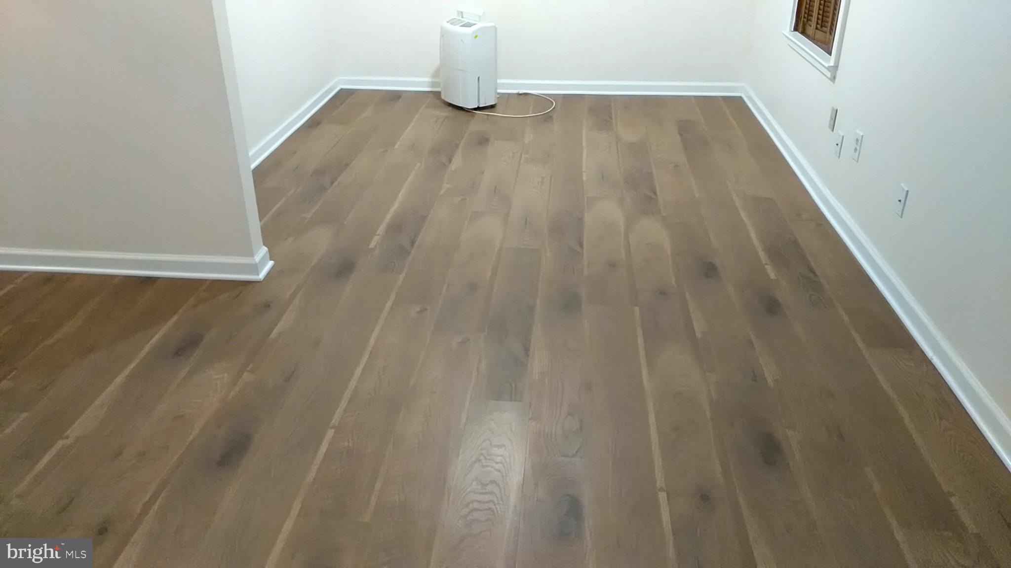 WAVERLY WEST - Residential Lease