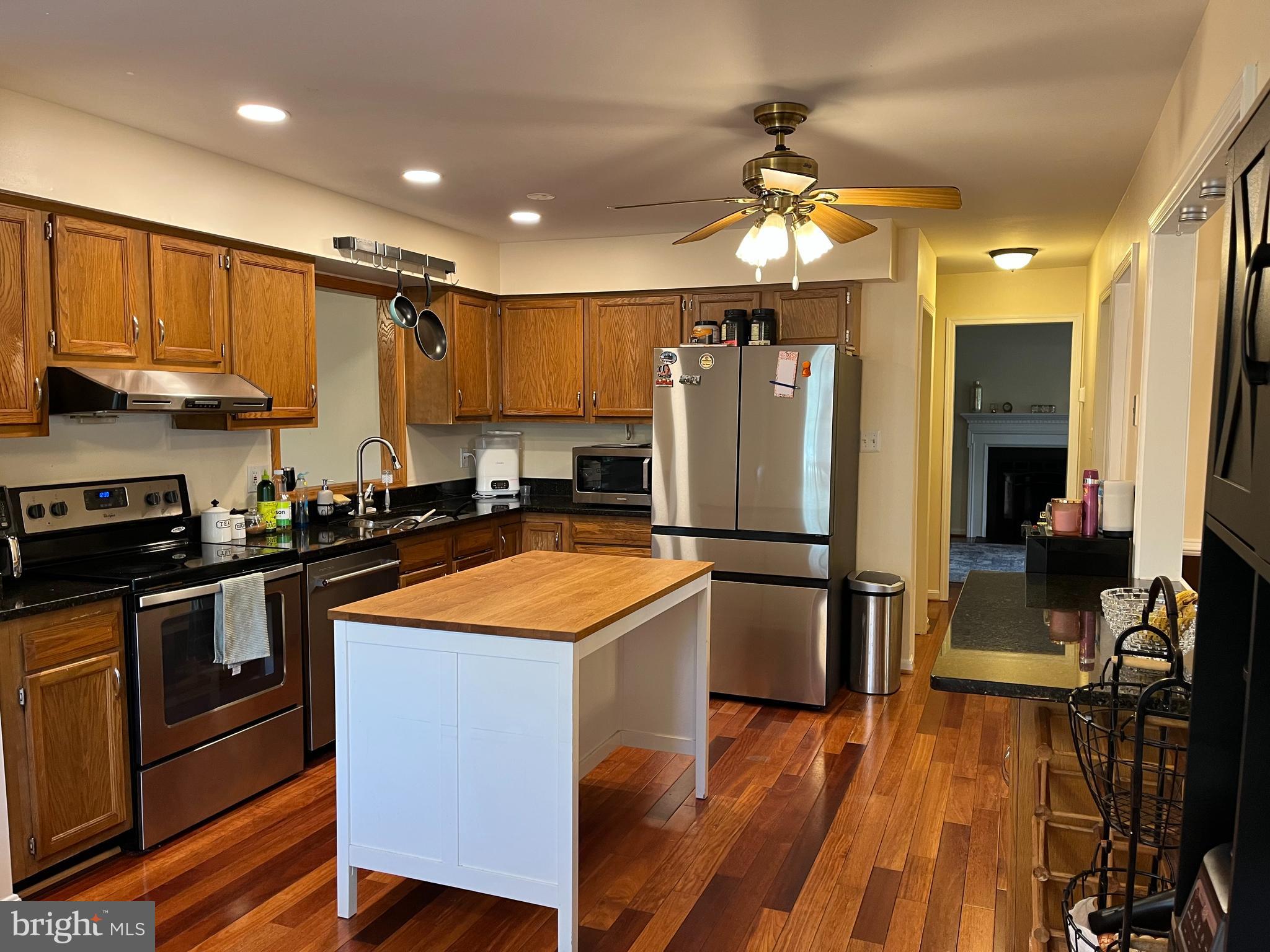 WAVERLY WEST - Residential Lease