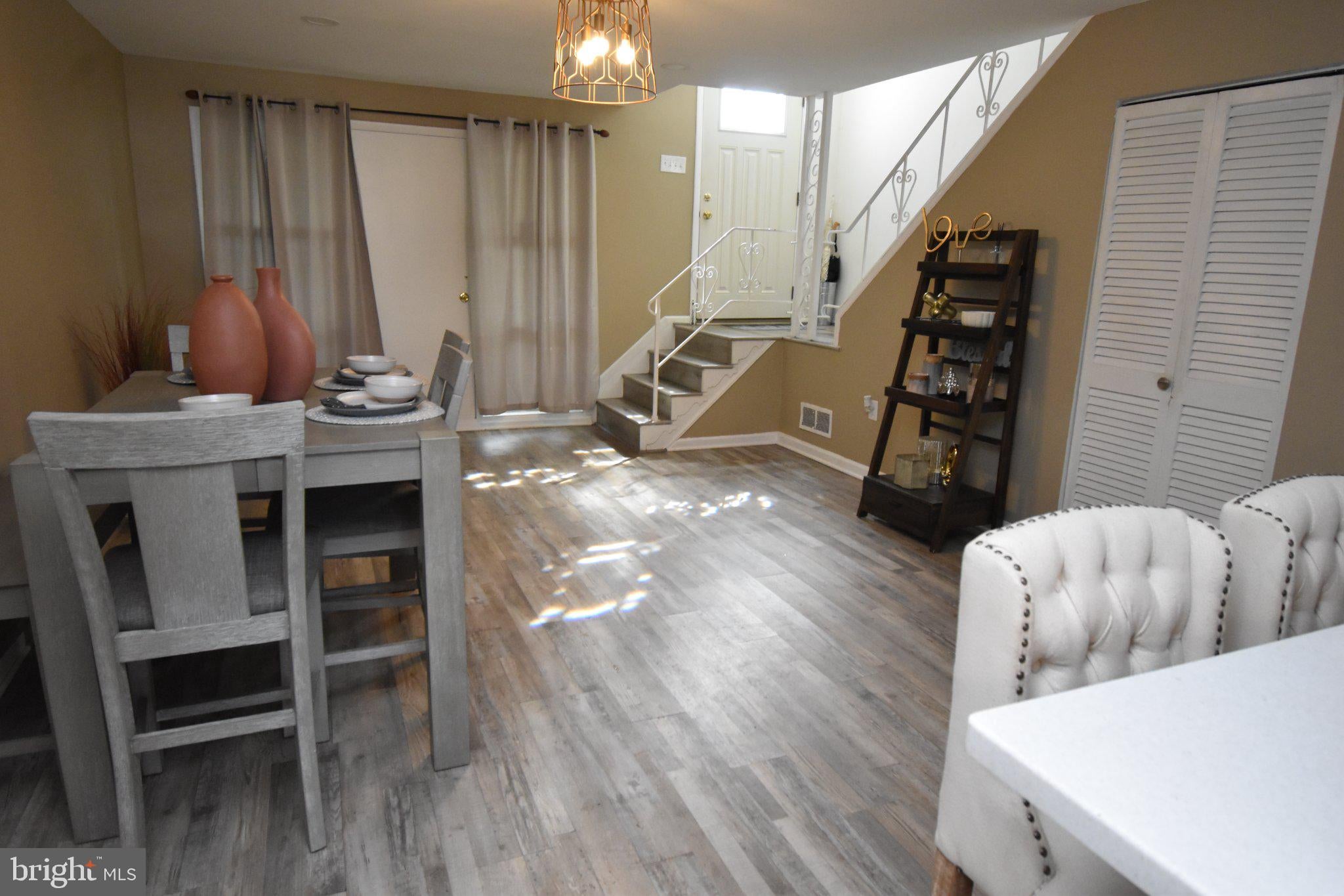 4818 MIDLINE ROAD
