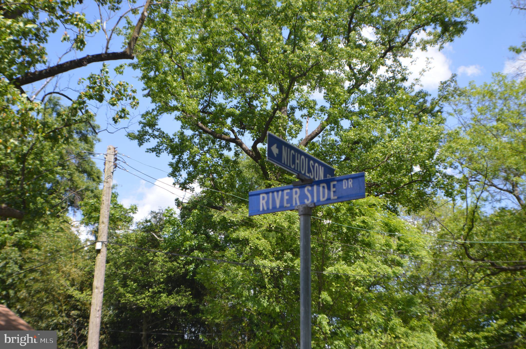 RIVERDALE PARK - Residential