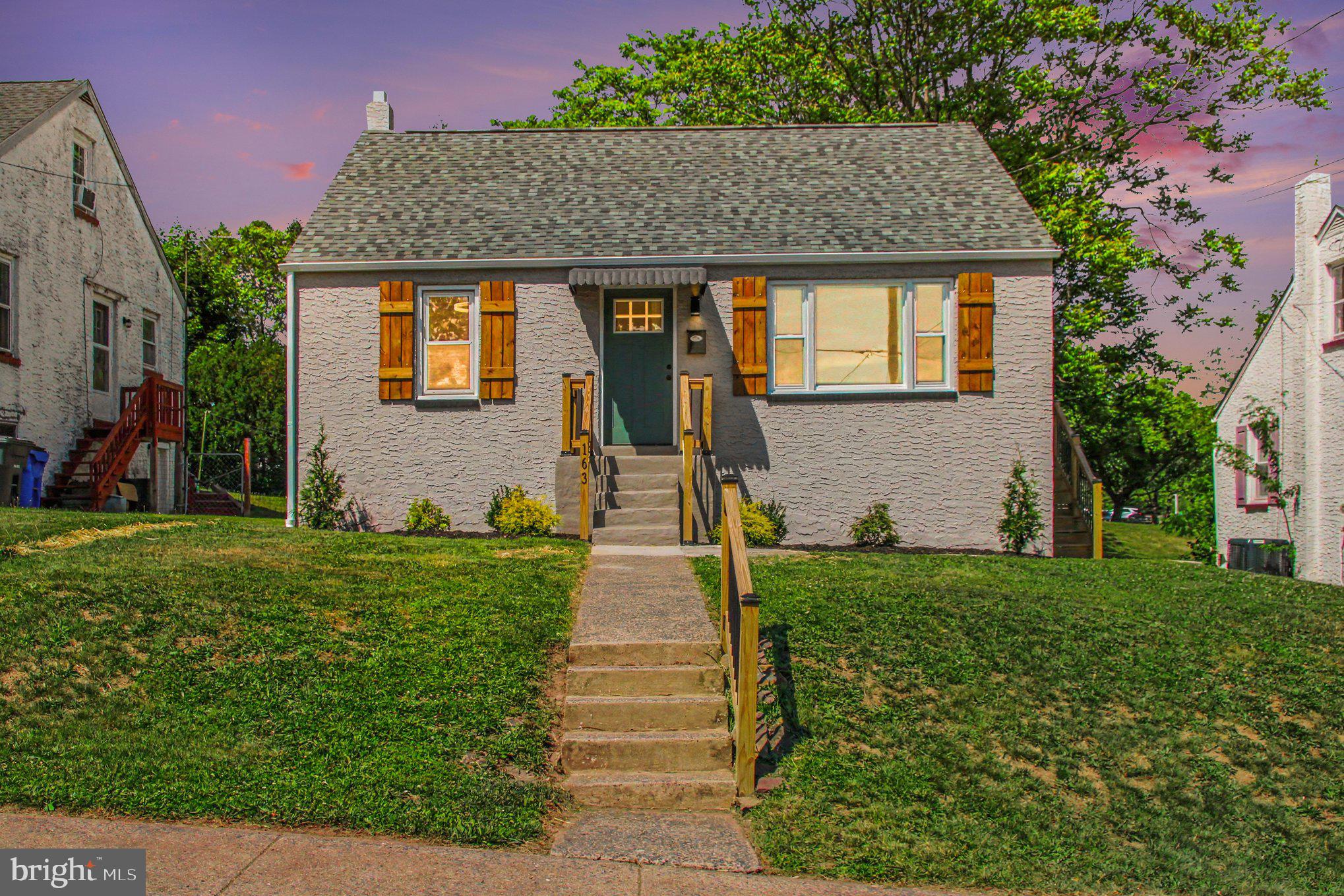 163 REYNOLDS AVENUE
