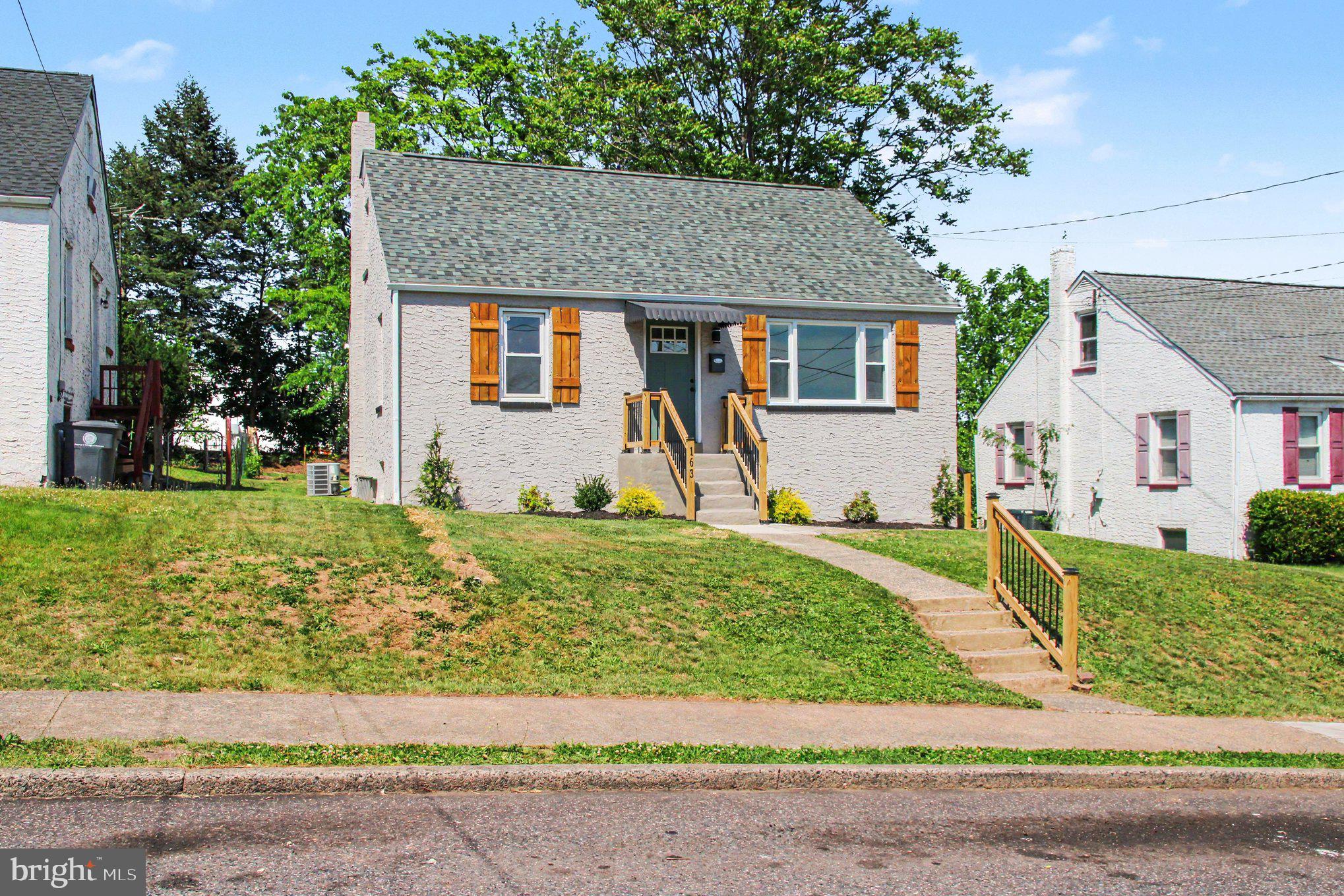 163 REYNOLDS AVENUE