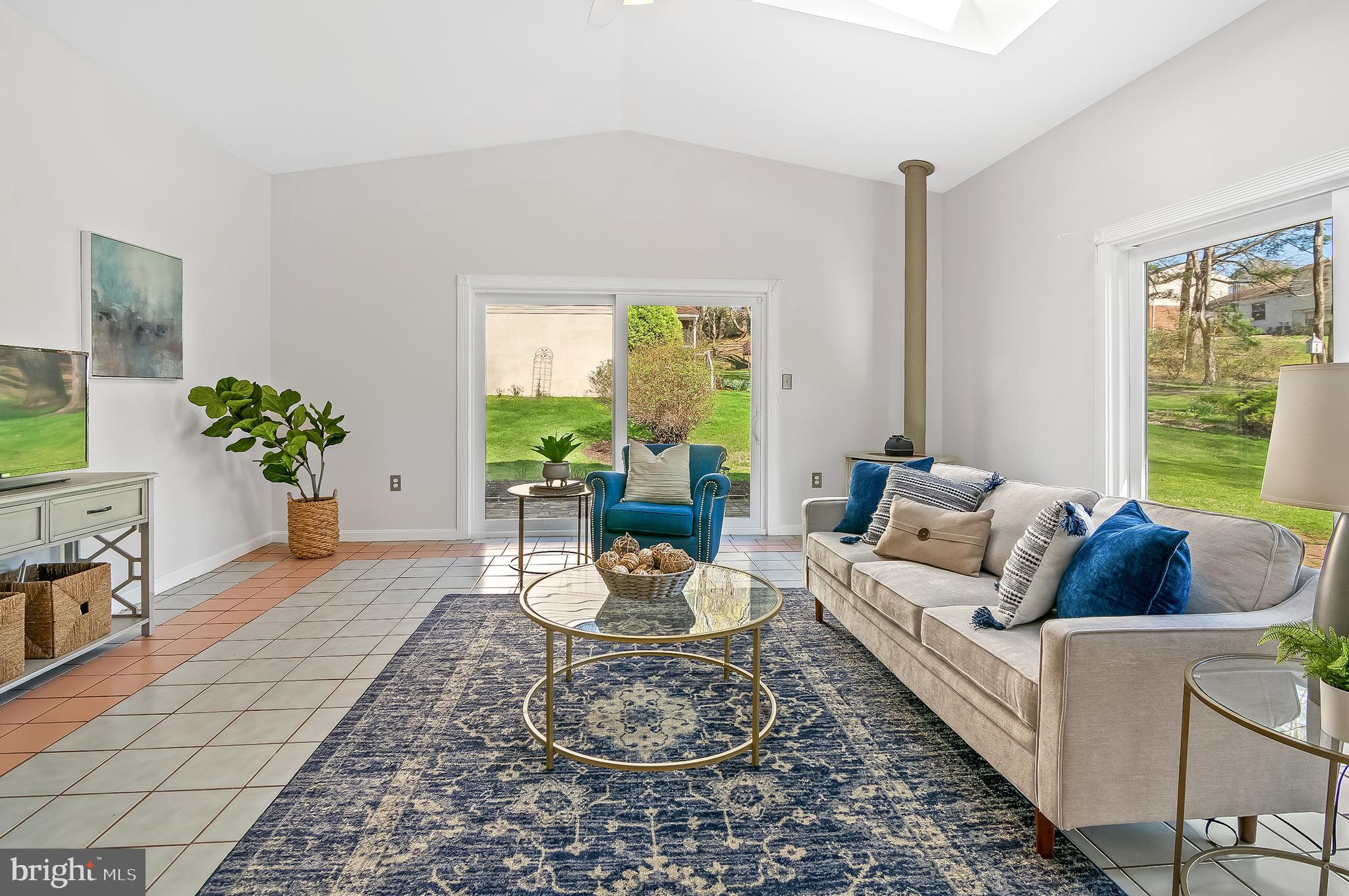 THUNDER HILL - Residential