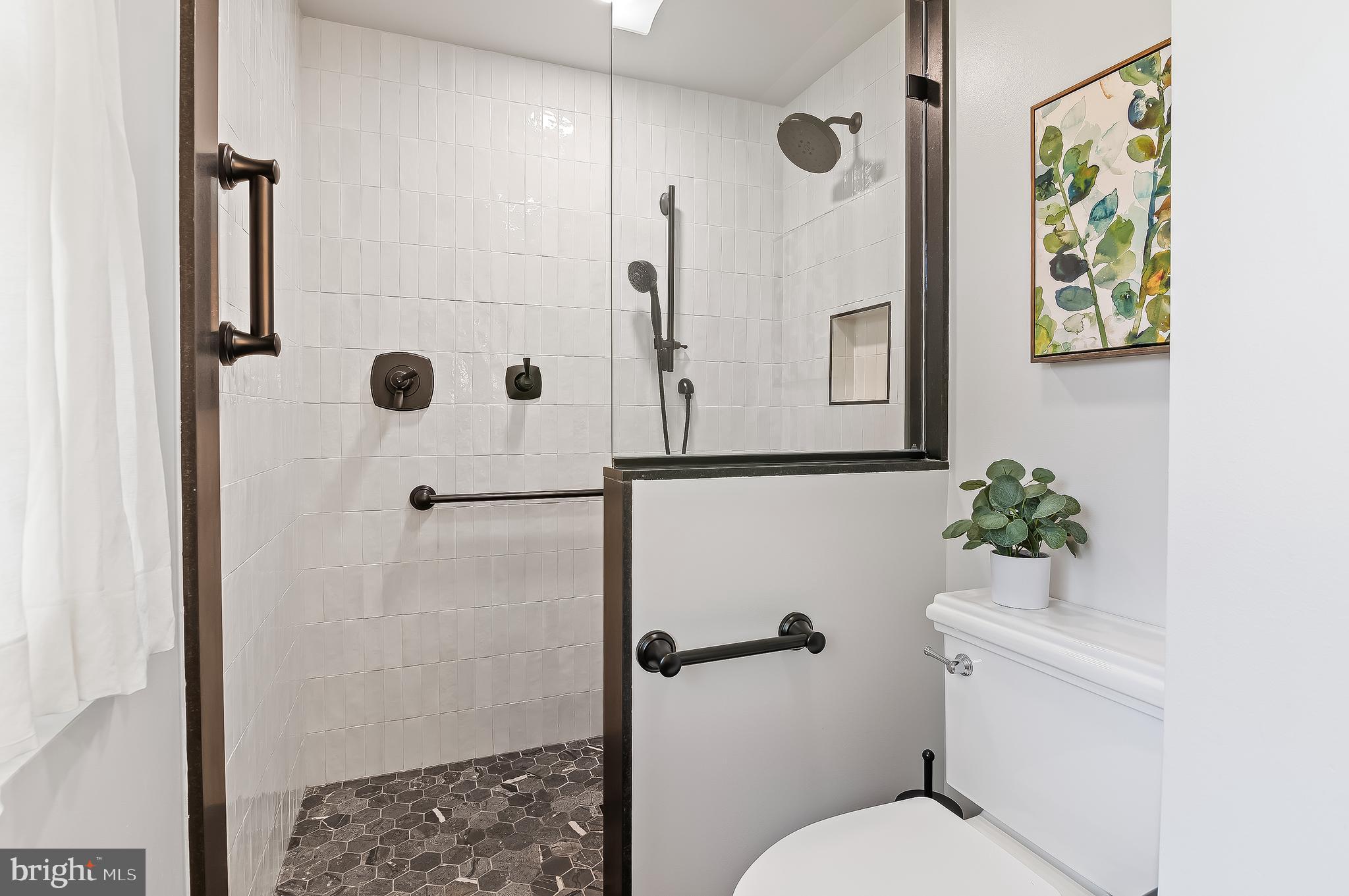 THUNDER HILL - Residential