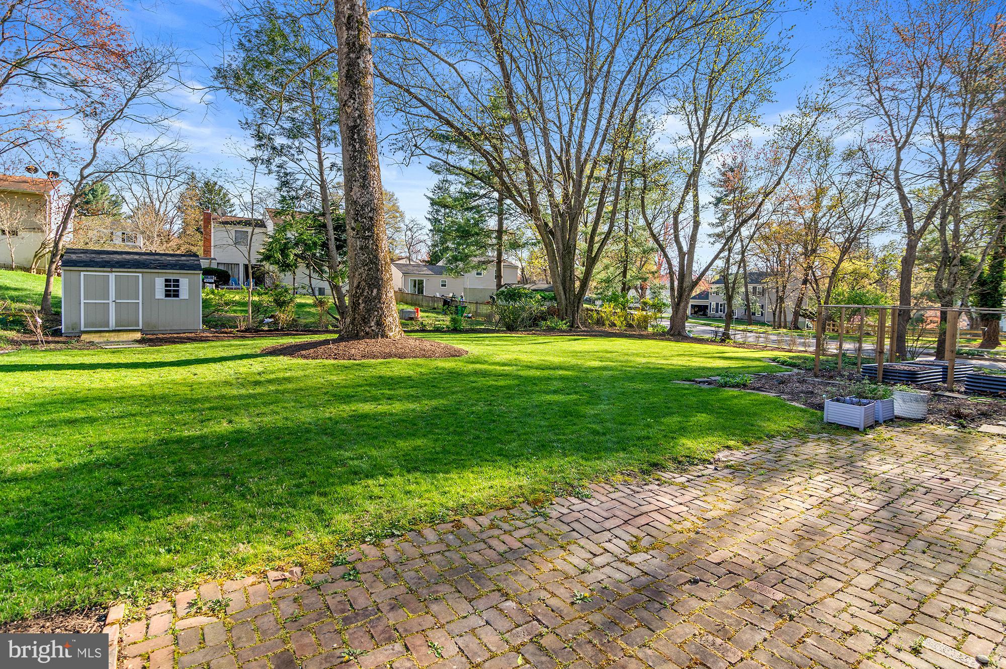 THUNDER HILL - Residential