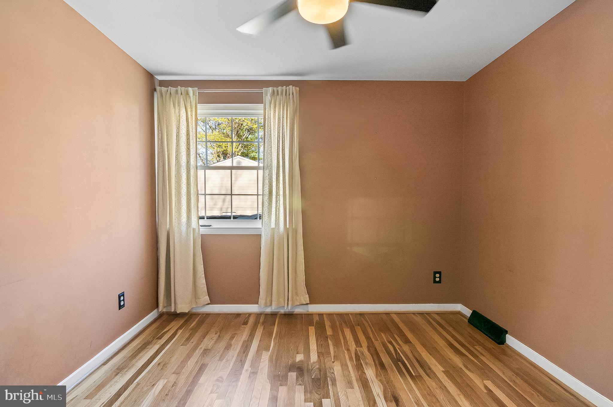 THUNDER HILL - Residential