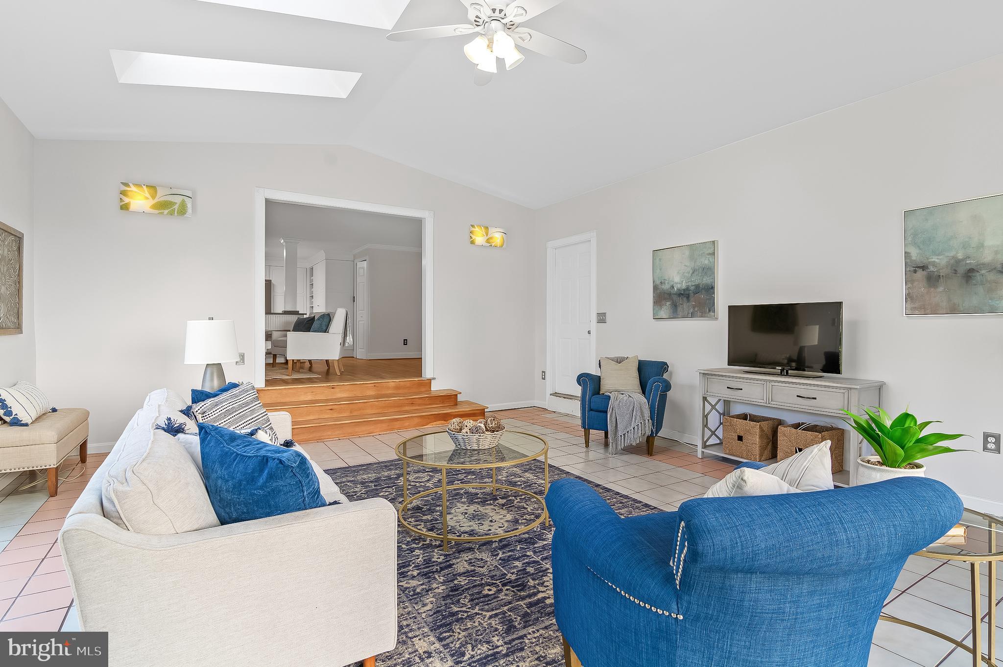 THUNDER HILL - Residential