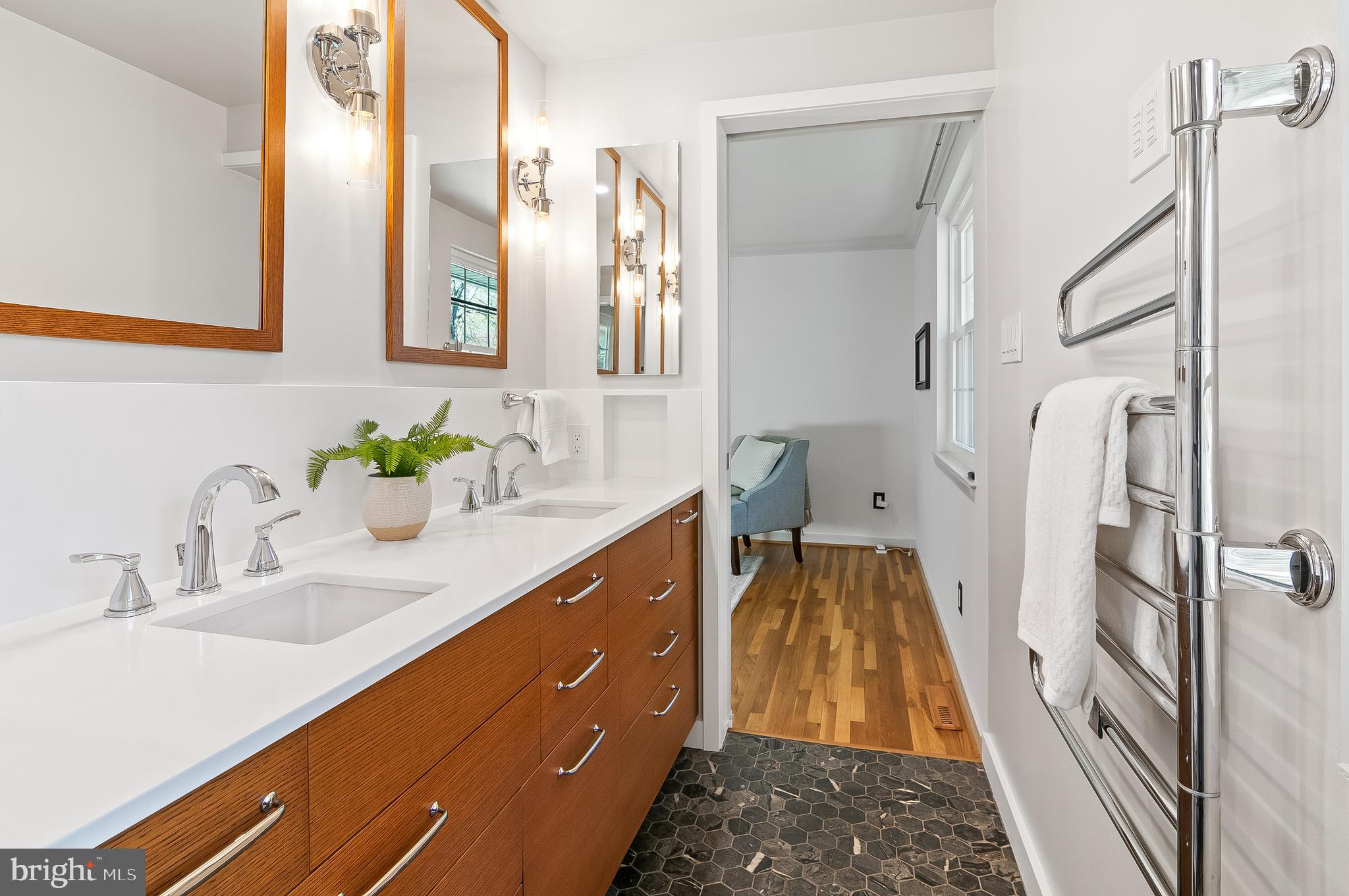 THUNDER HILL - Residential