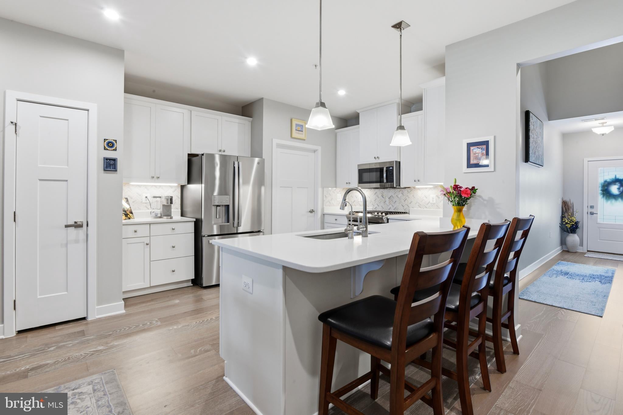 3231 THORNAPPLE DRIVE