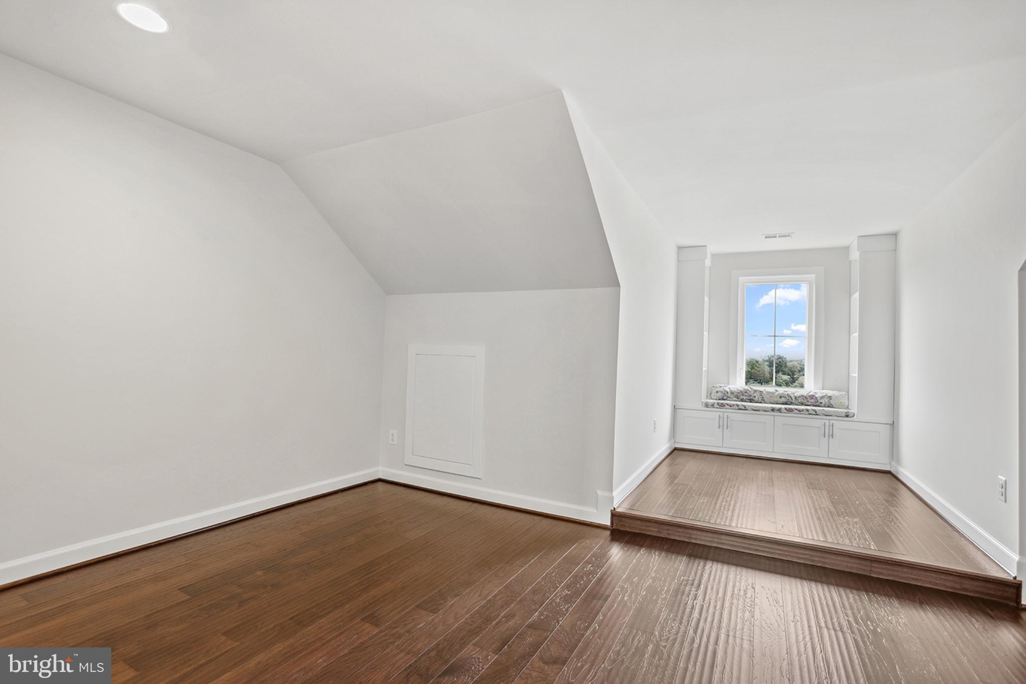 WESTMOORE AT MOOREFIELD - Residential Lease