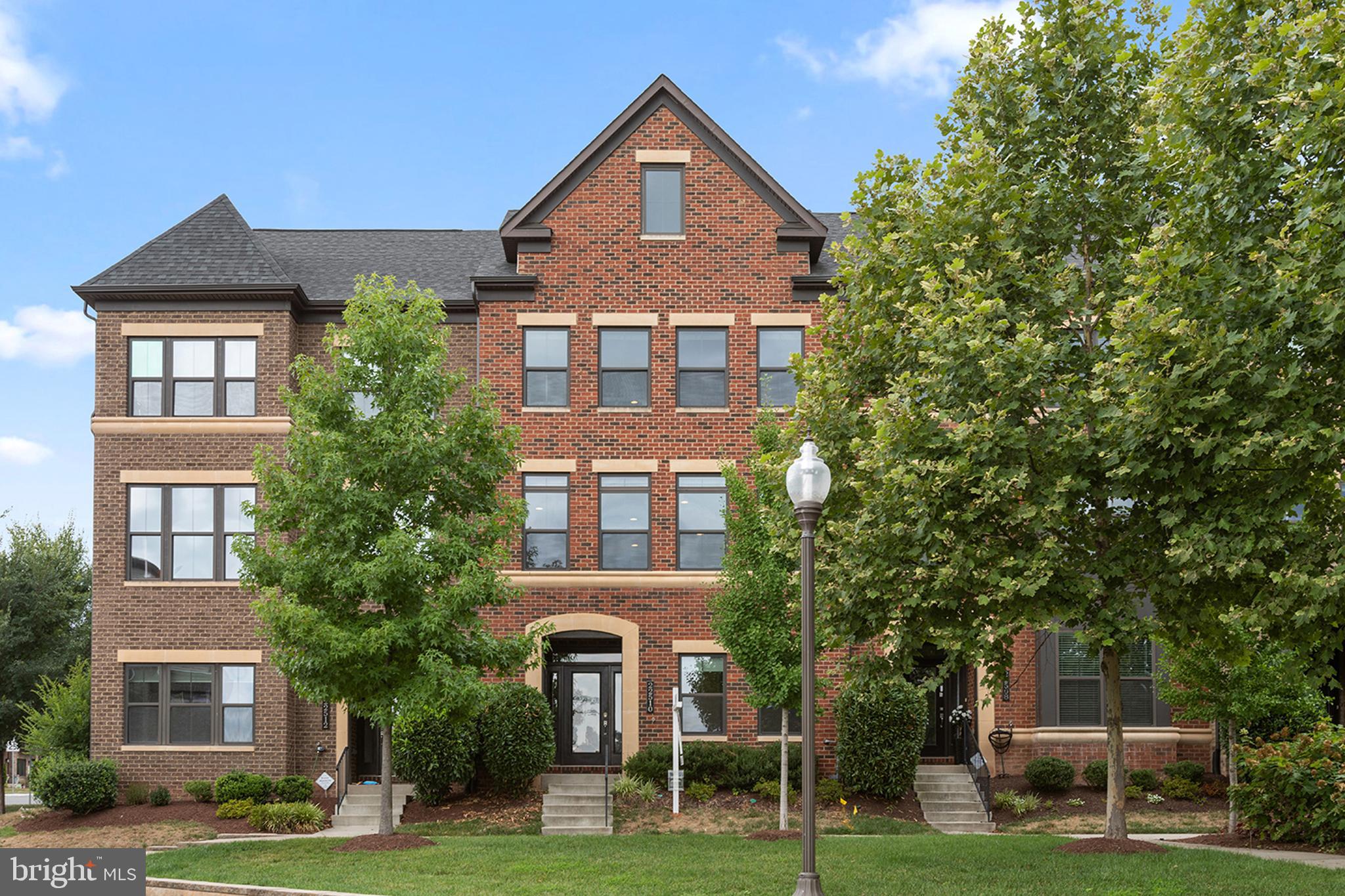 WESTMOORE AT MOOREFIELD - Residential Lease