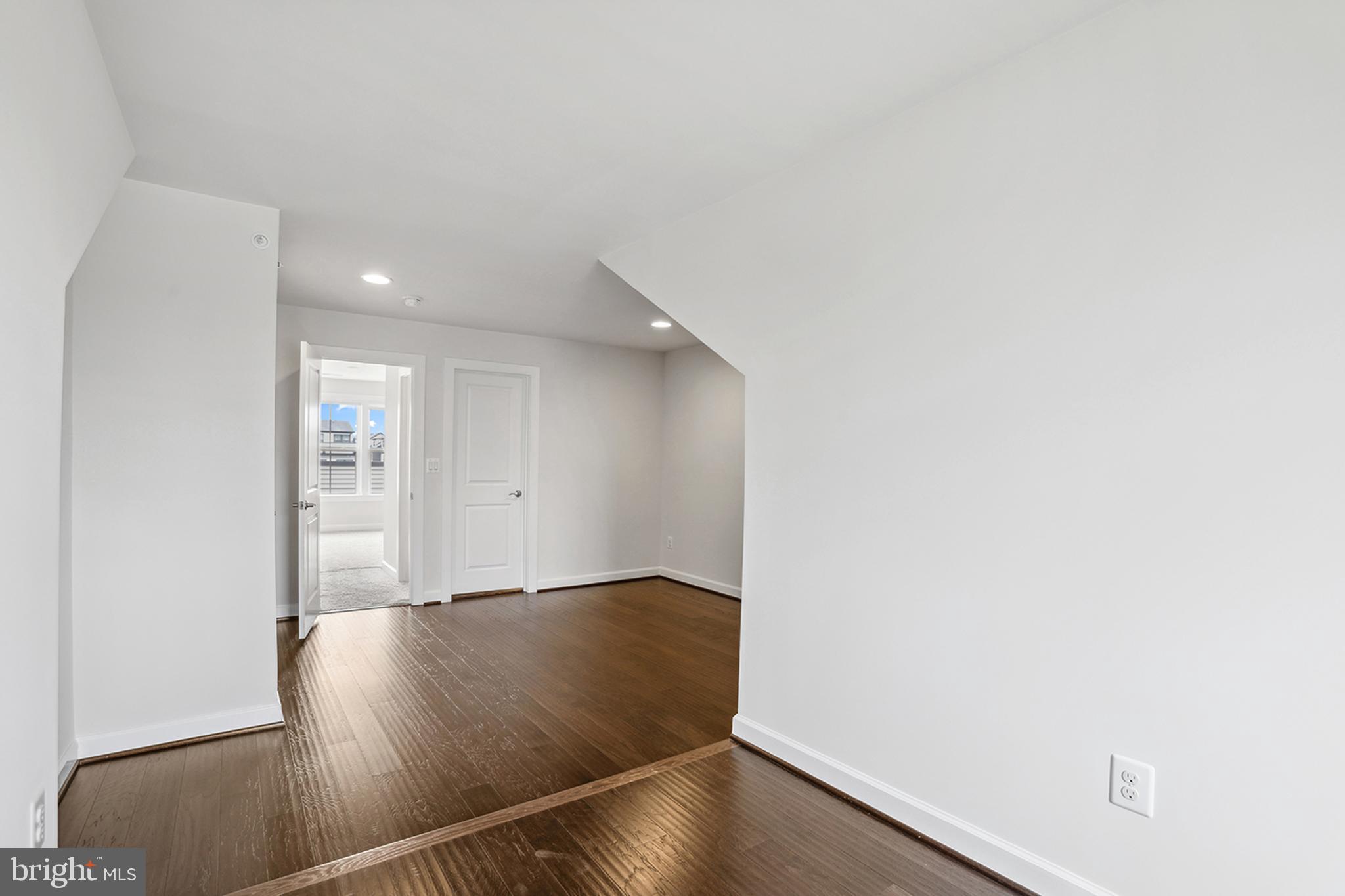 WESTMOORE AT MOOREFIELD - Residential Lease