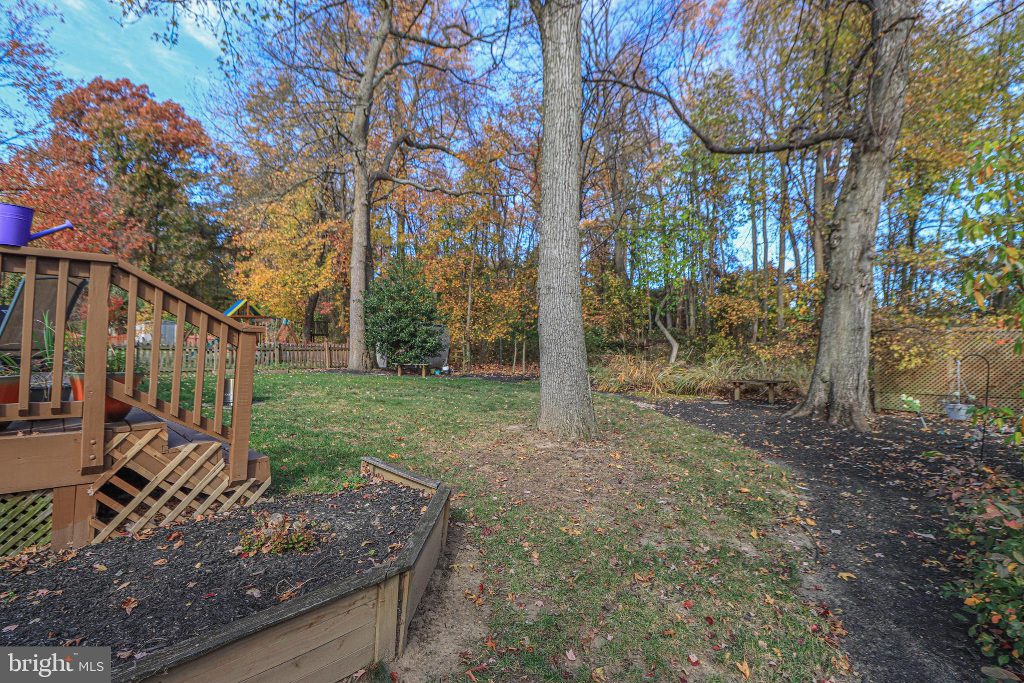 SEVEN OAKS - Residential