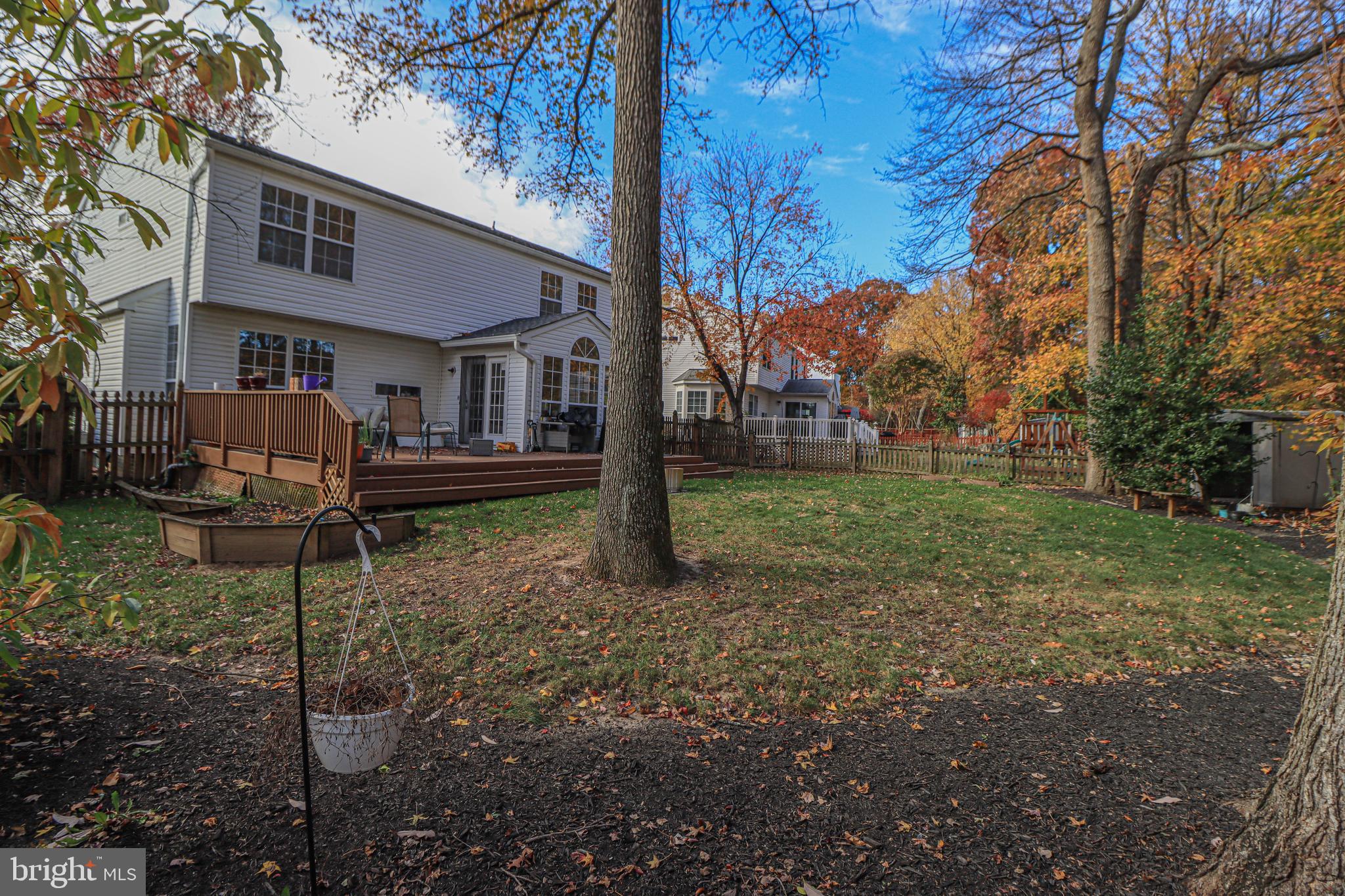 SEVEN OAKS - Residential