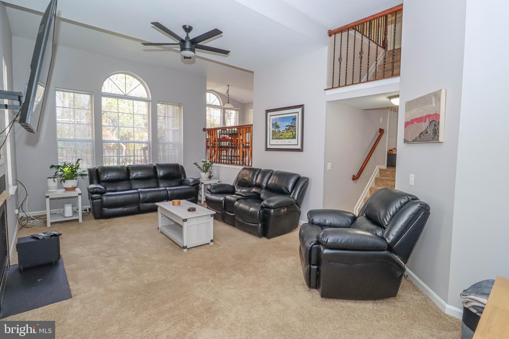 SEVEN OAKS - Residential