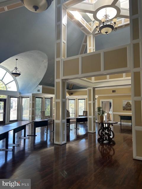 SEVEN OAKS - Residential