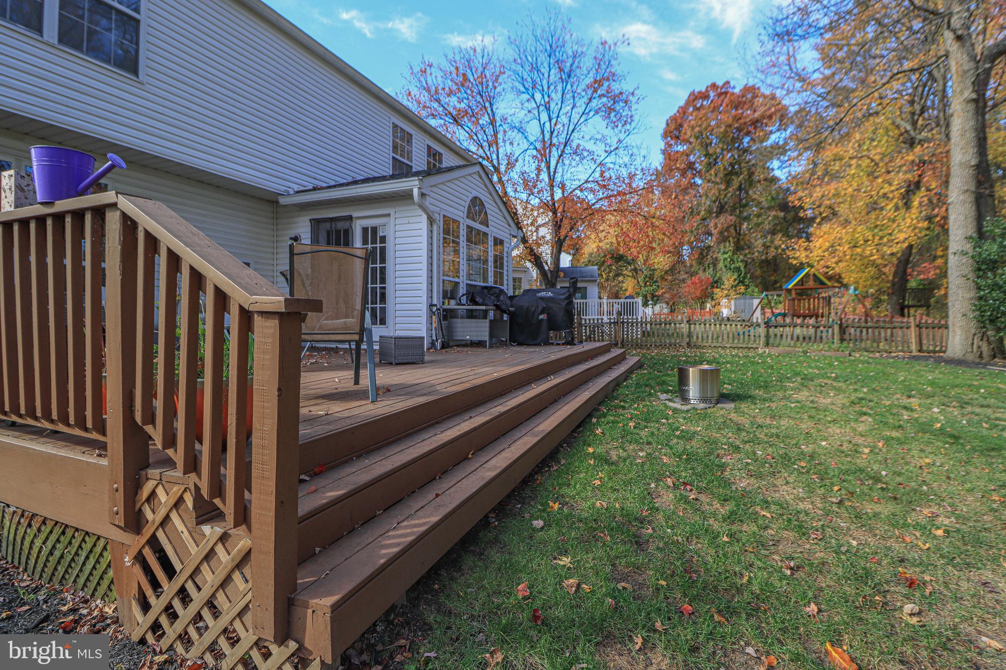 SEVEN OAKS - Residential