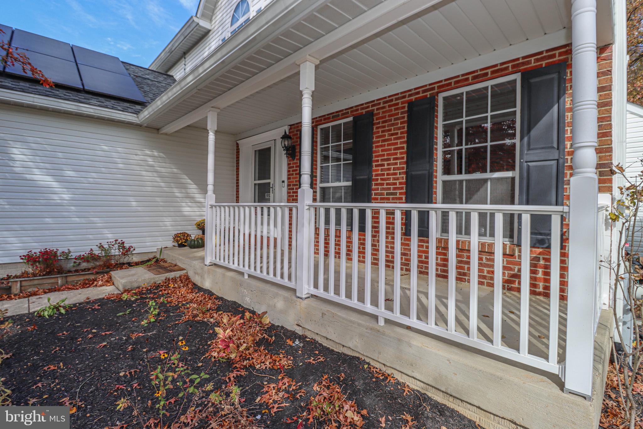 SEVEN OAKS - Residential