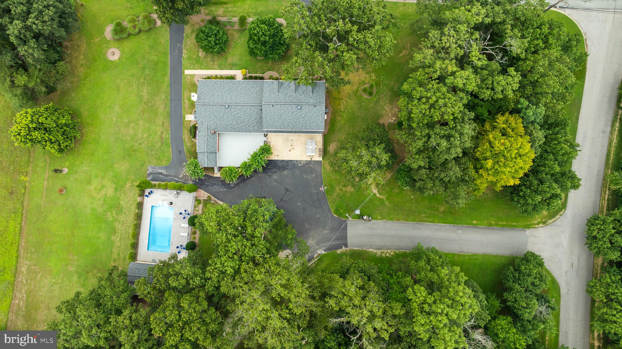 WALDORF FOREST SUB - Residential