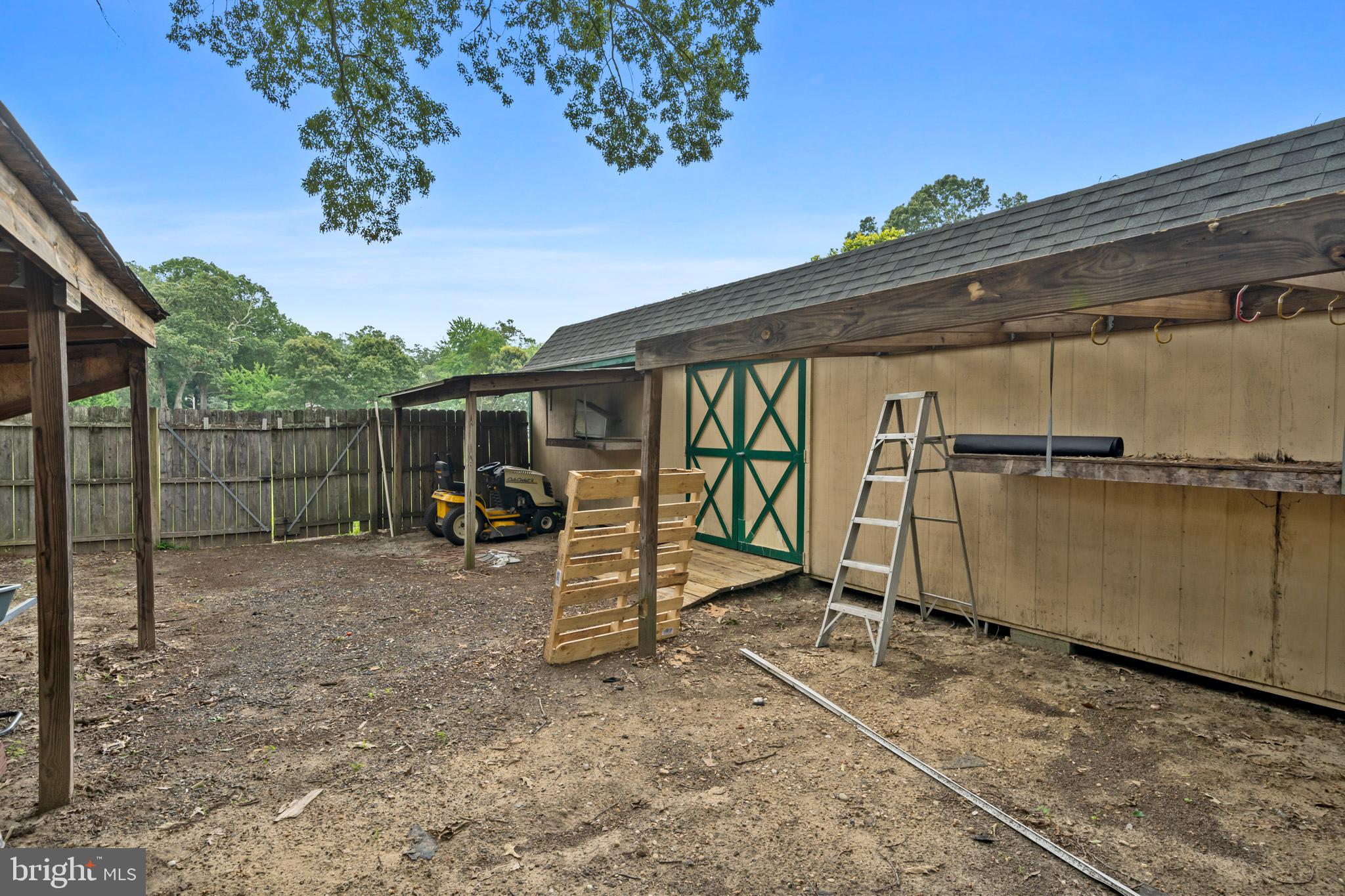 WALDORF FOREST SUB - Residential