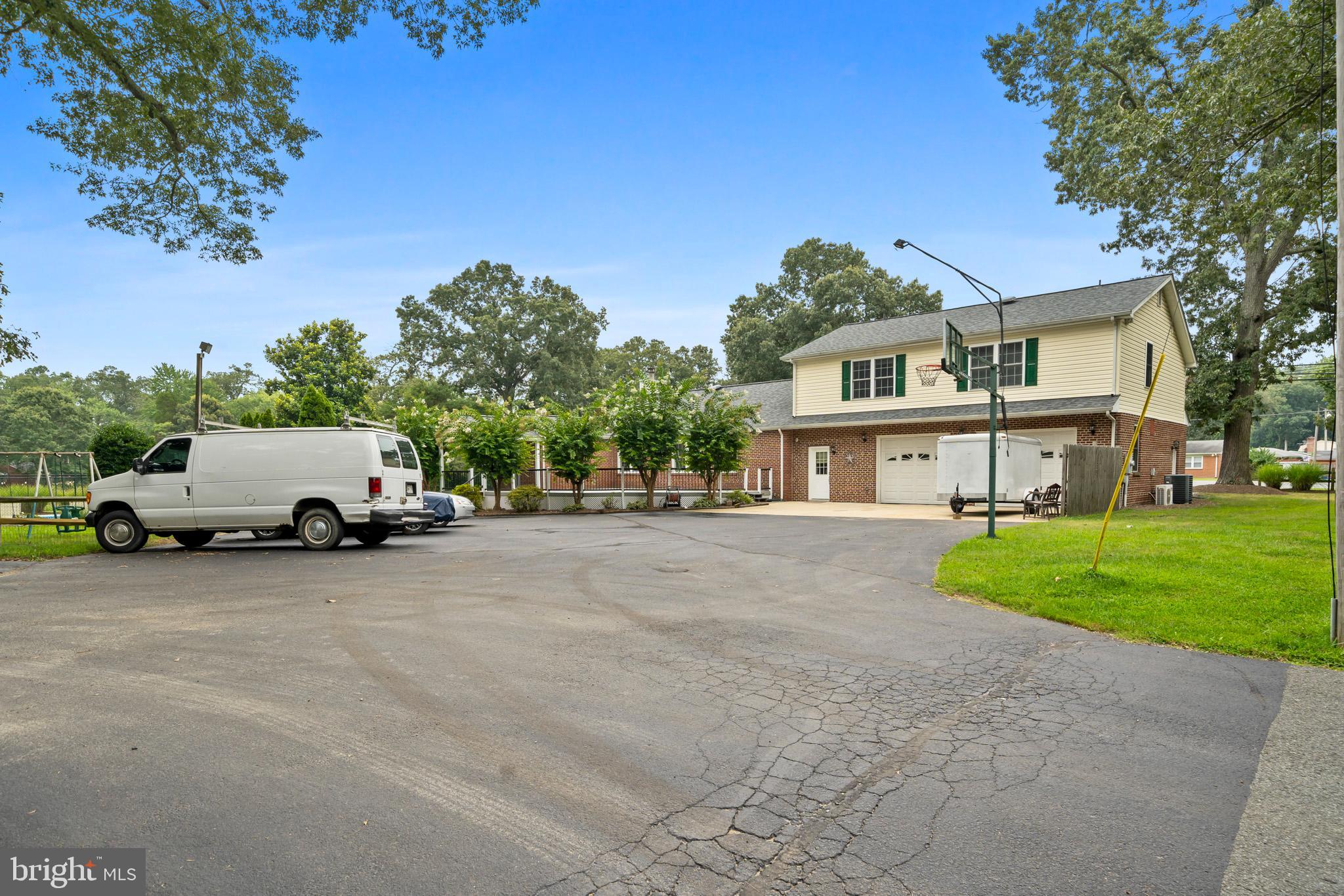 WALDORF FOREST SUB - Residential