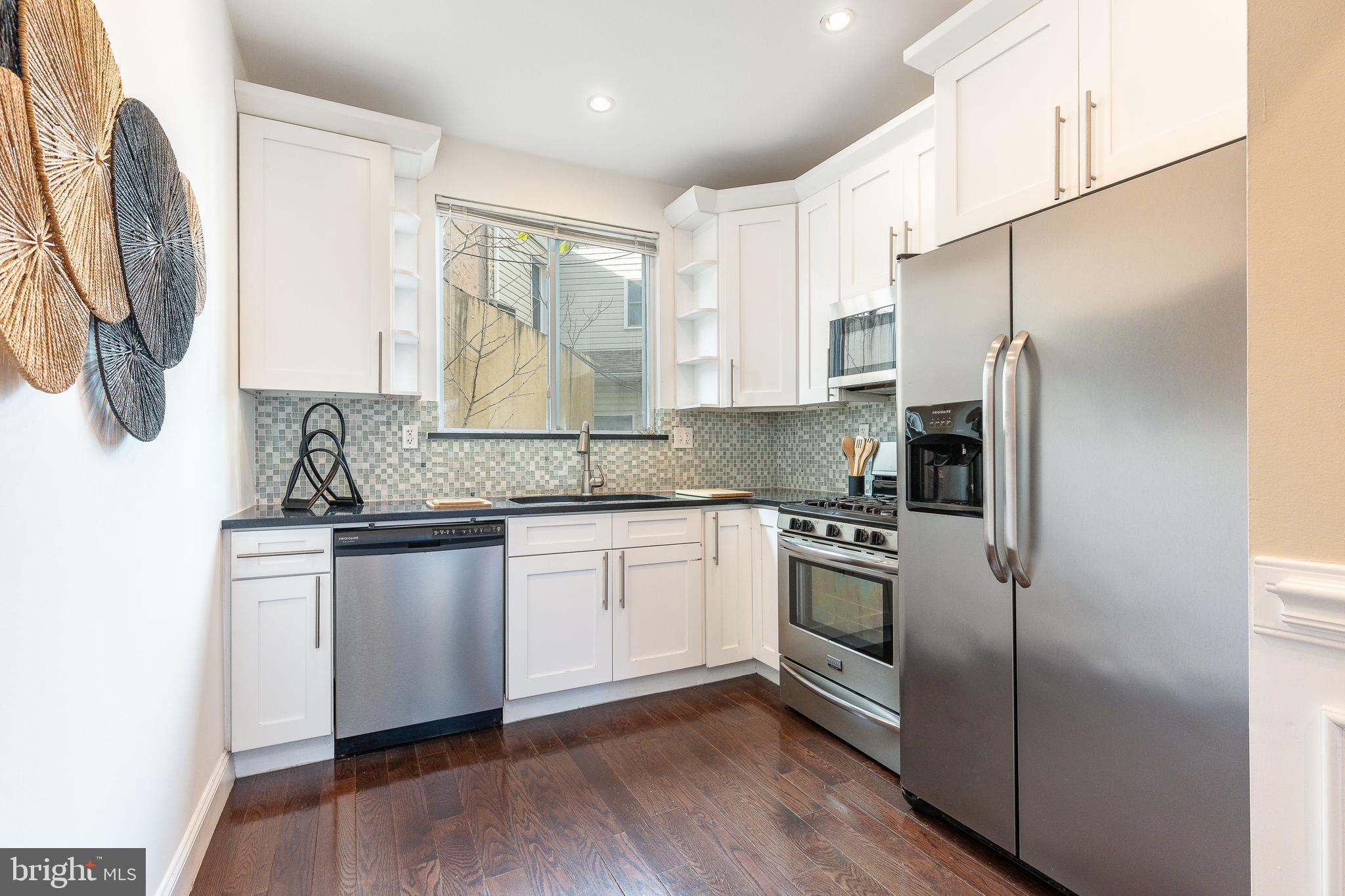 FAIRMOUNT - Residential