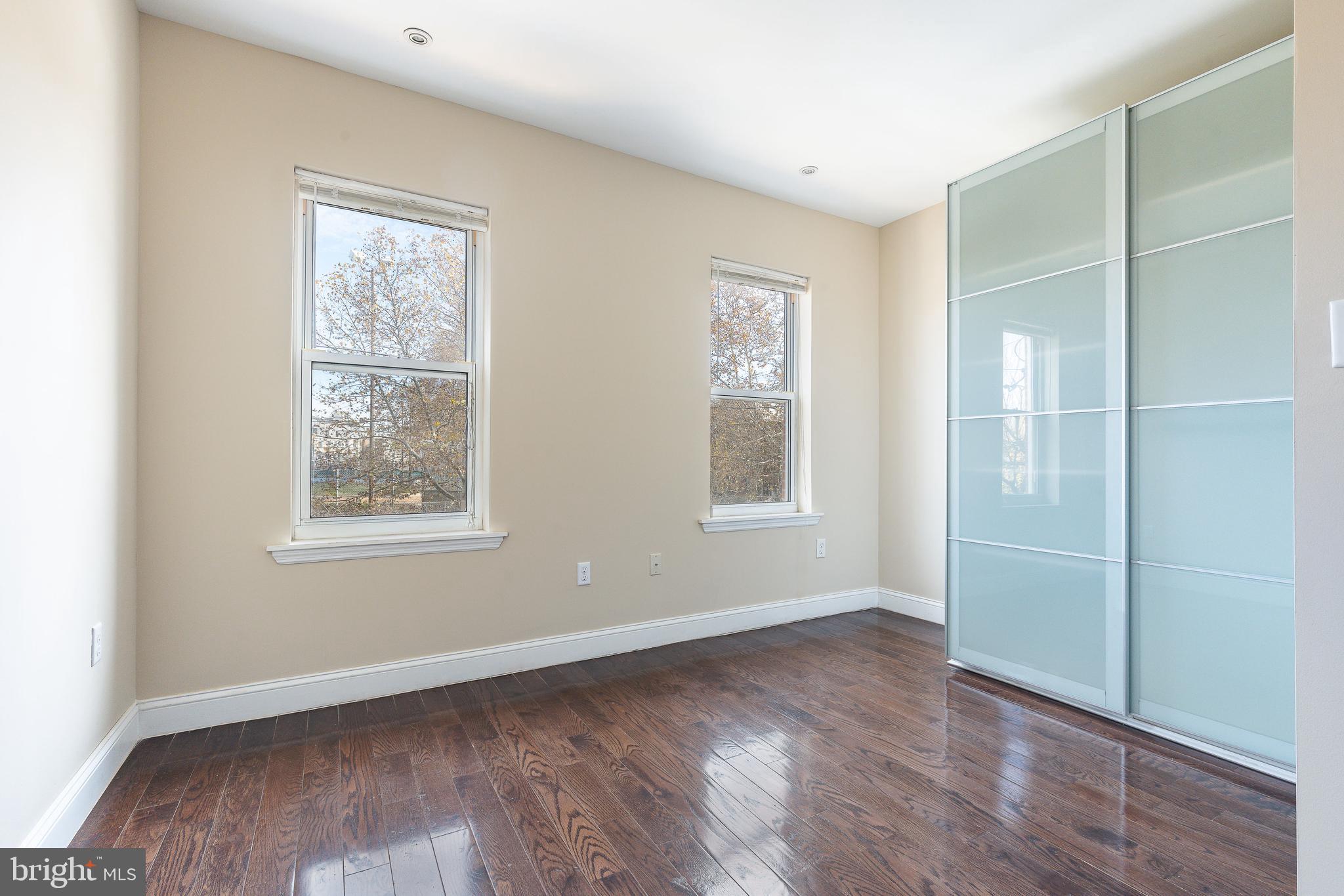 FAIRMOUNT - Residential